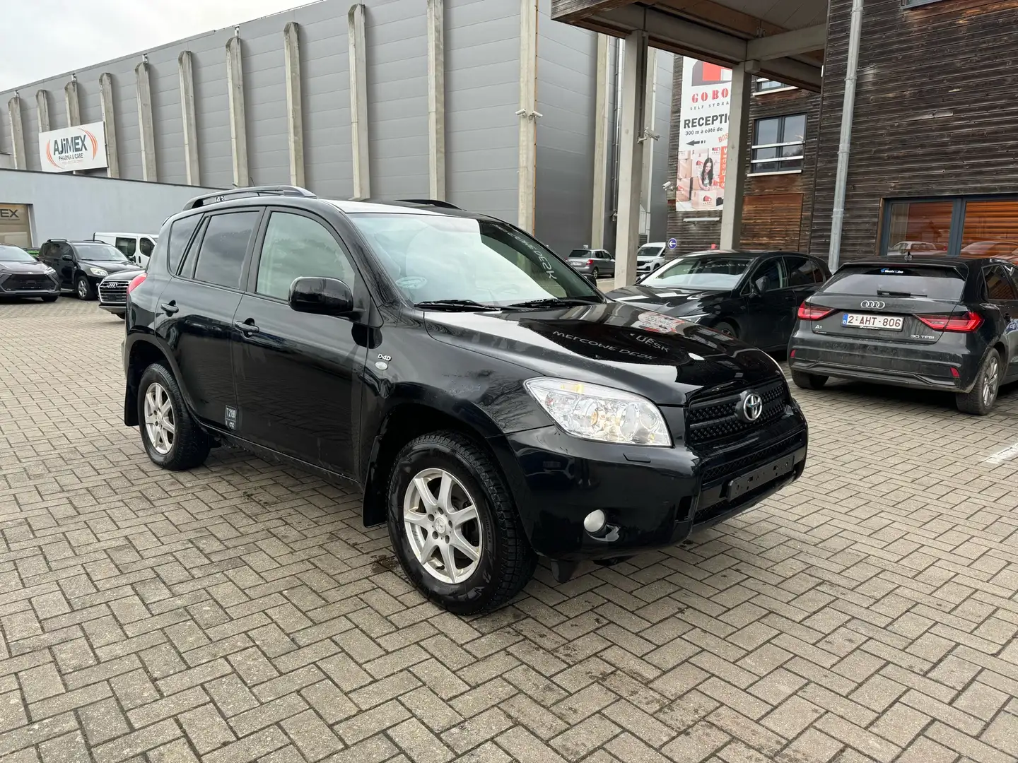 Toyota RAV 4 2.2 D-4D 4x4 pour export - 1