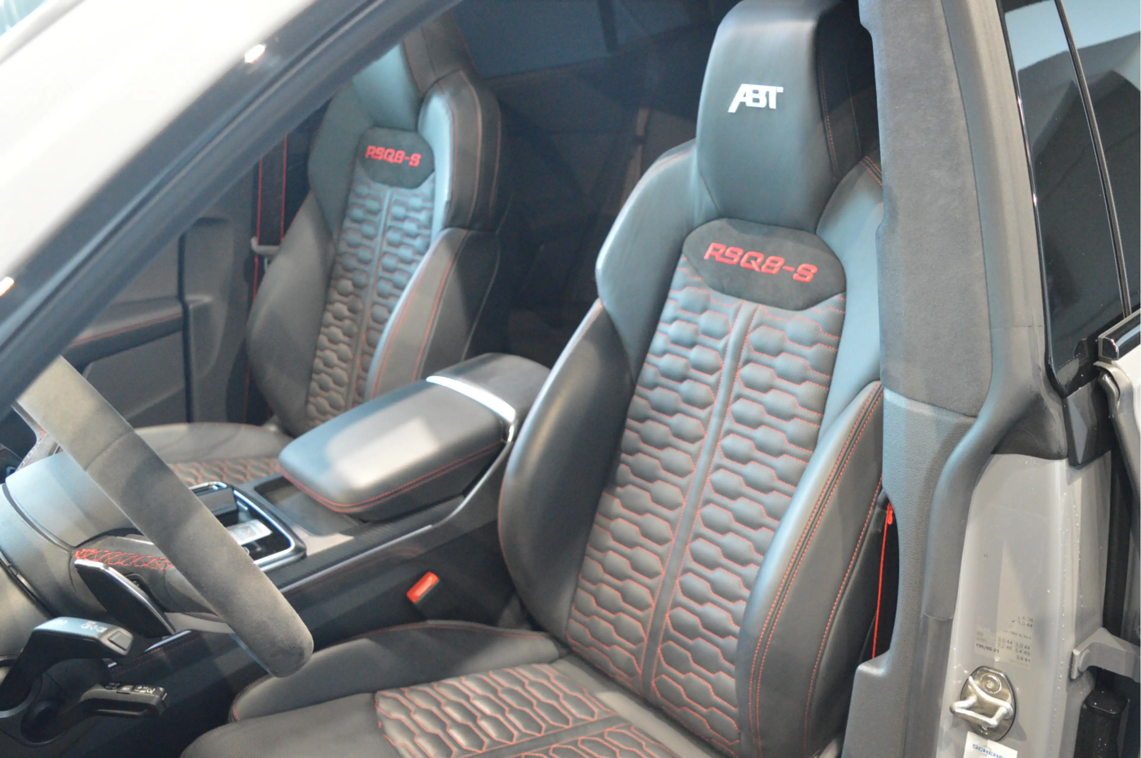Audi RS Q8 4.0 TFSI Q8 S quattro 740 PK Carbon Keramisch 23 i — photo 17