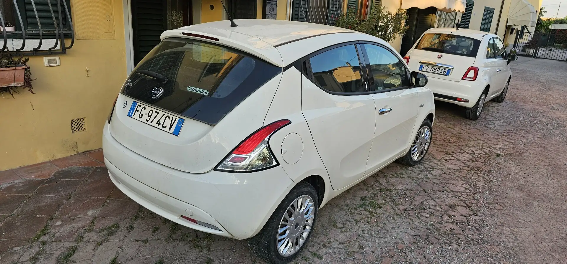 Lancia Ypsilon 1.2 Opening edition 69cv - 2