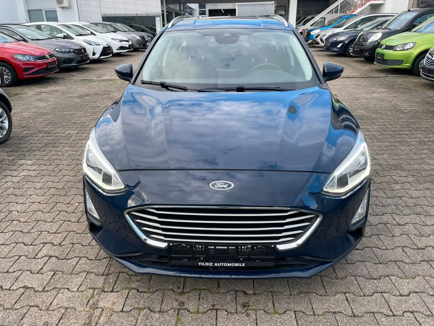 Ford Focus 1,5 EcoBlue 70kW Cool & Connect Turnier Bleu - 2