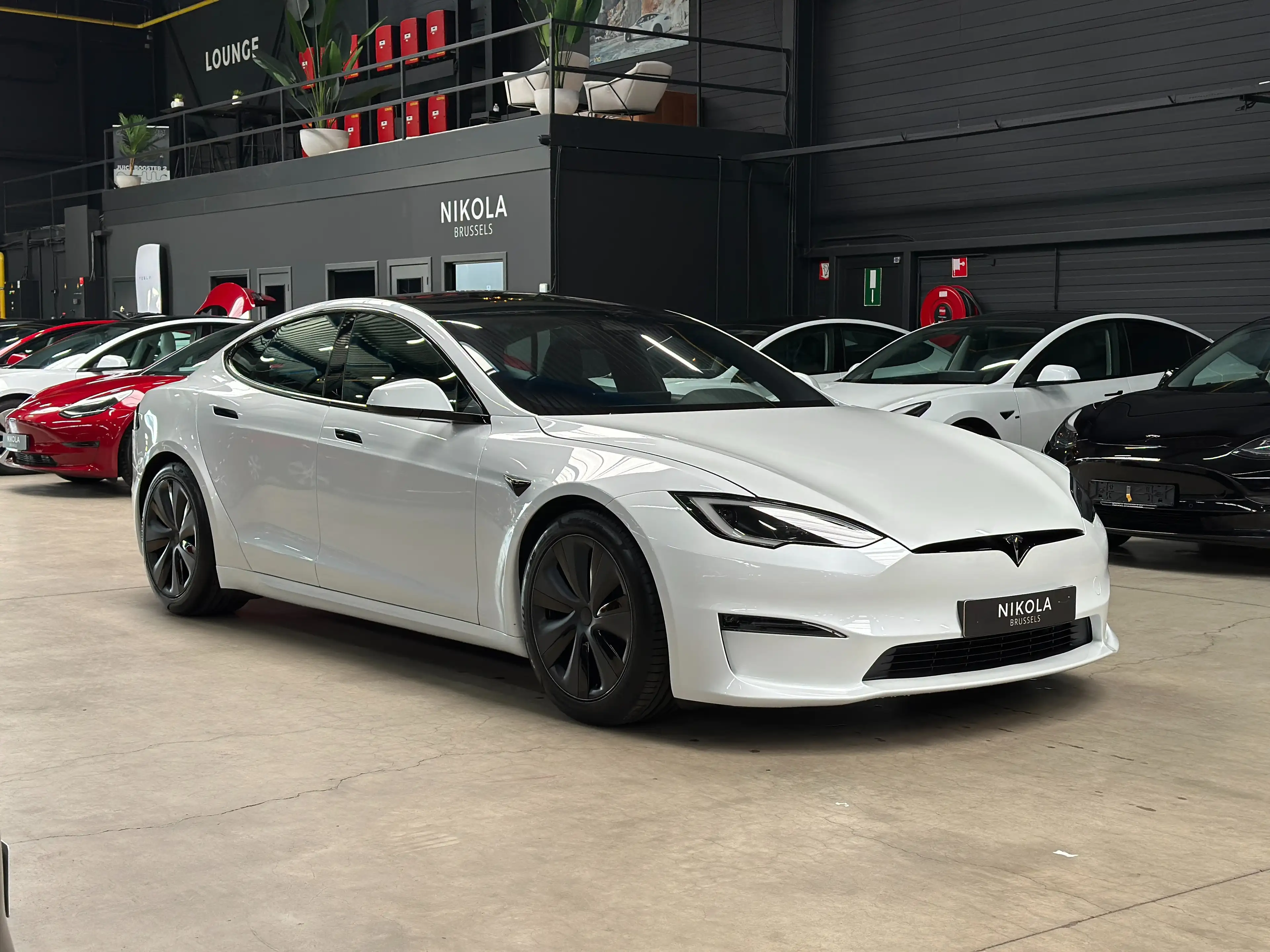 Tesla Model S DUAL MOTOR - AUTOPILOT - 2023 MODEL — photo 5