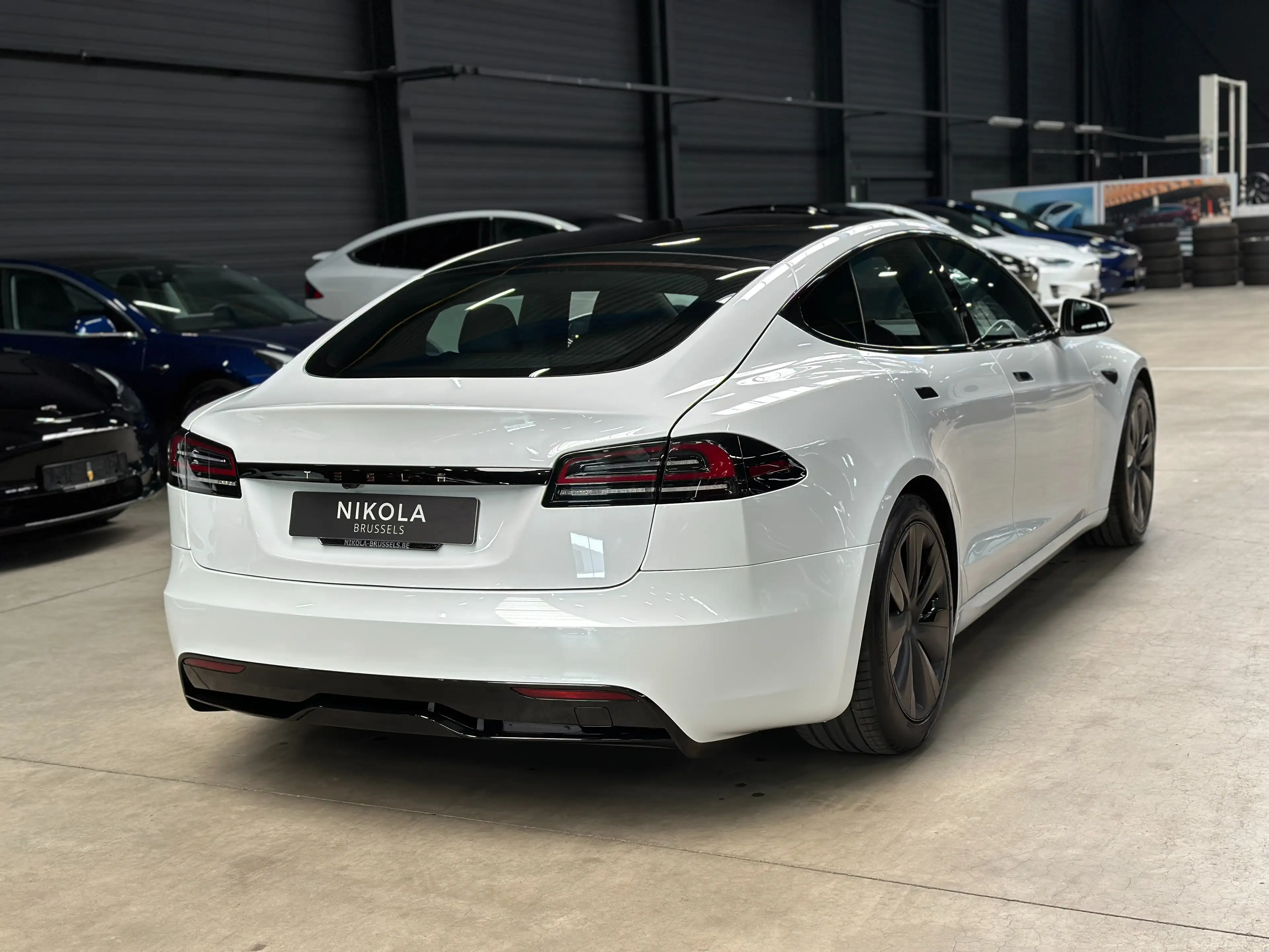 Tesla Model S DUAL MOTOR - AUTOPILOT - 2023 MODEL — photo 3