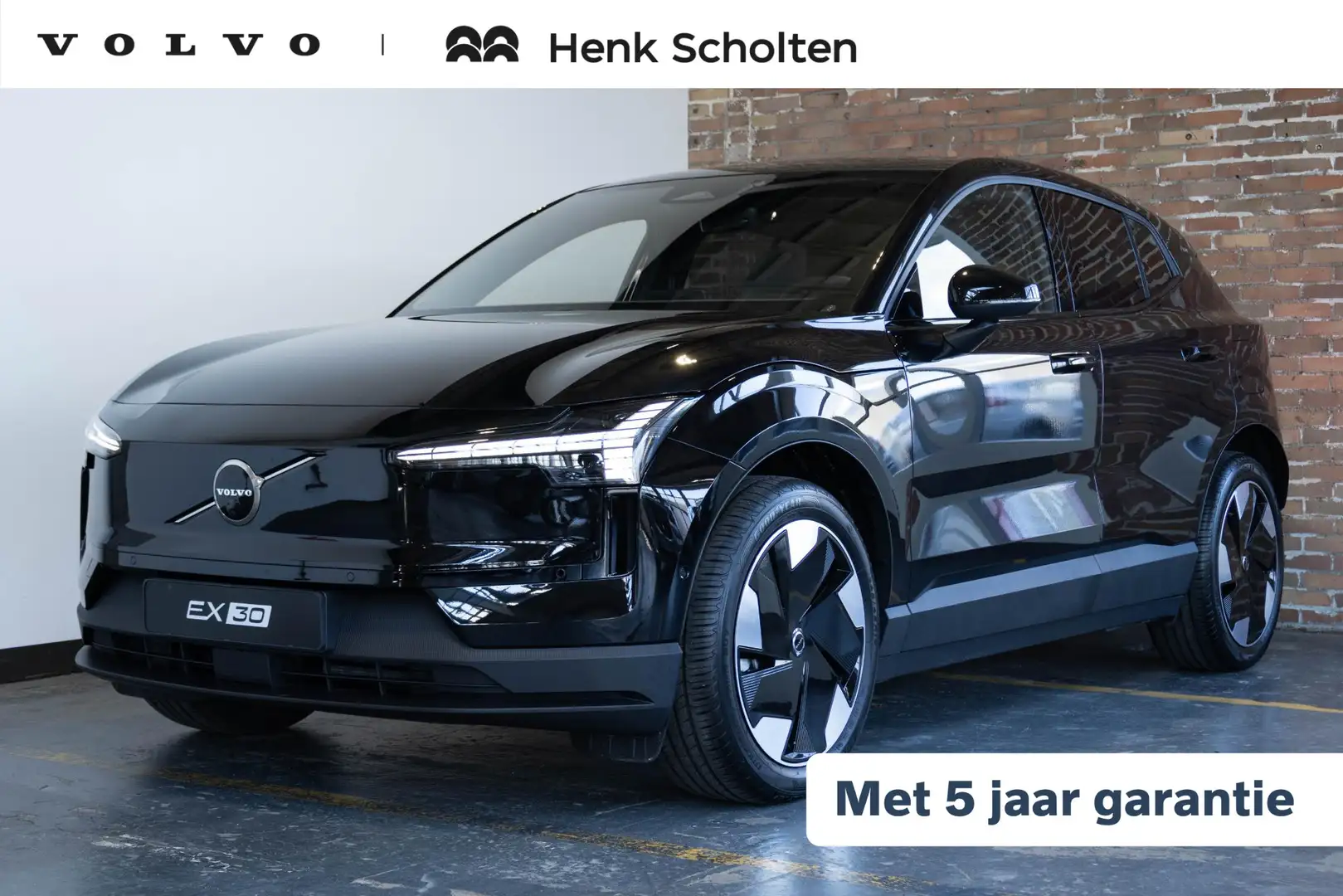 Volvo EX30 Single Motor Extended Range Ultra | Verlengde Gara Zwart - 1