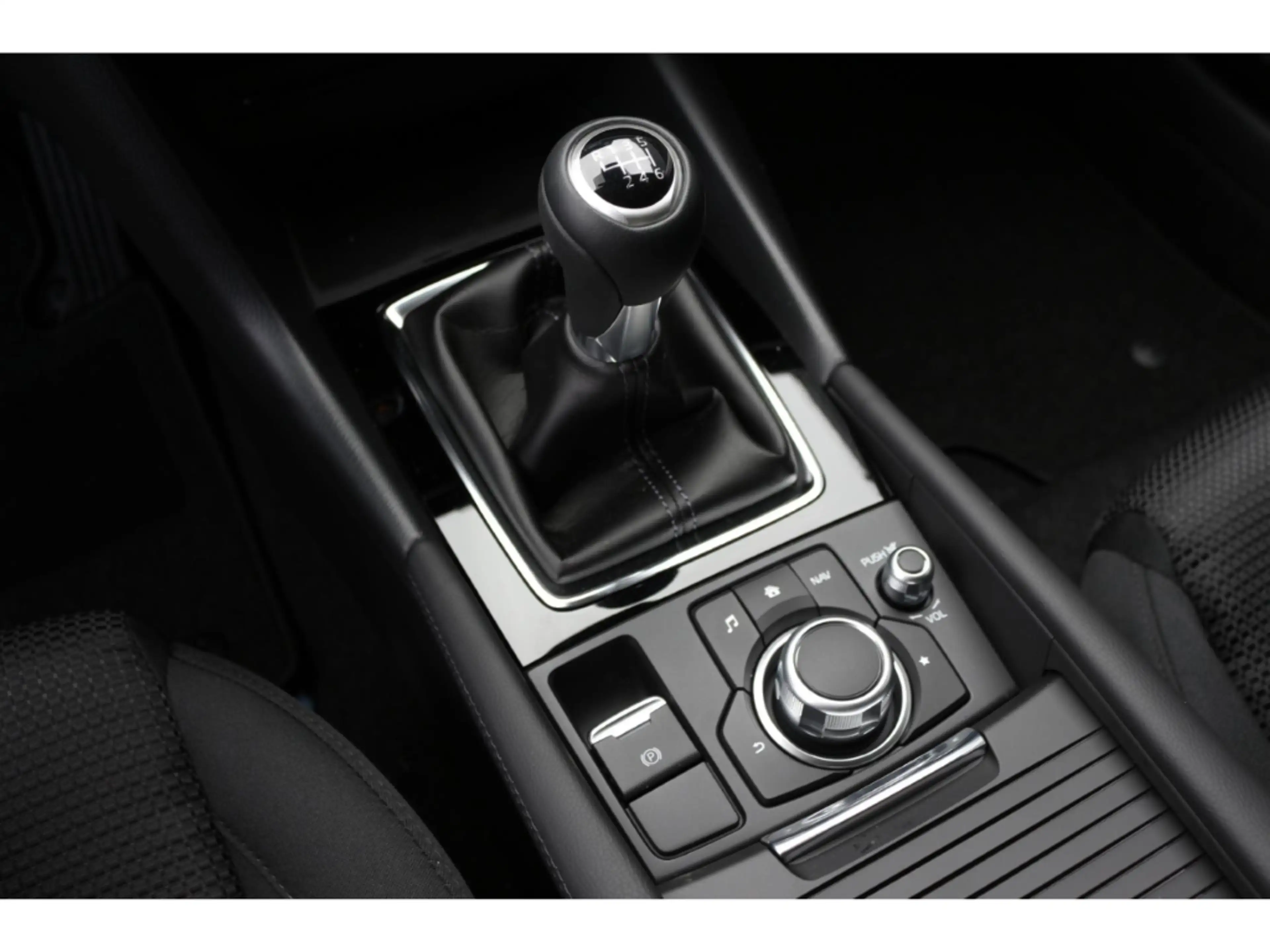 Mazda 3 SKYACTIV-G SONDERMODEL Signature !! — photo 13