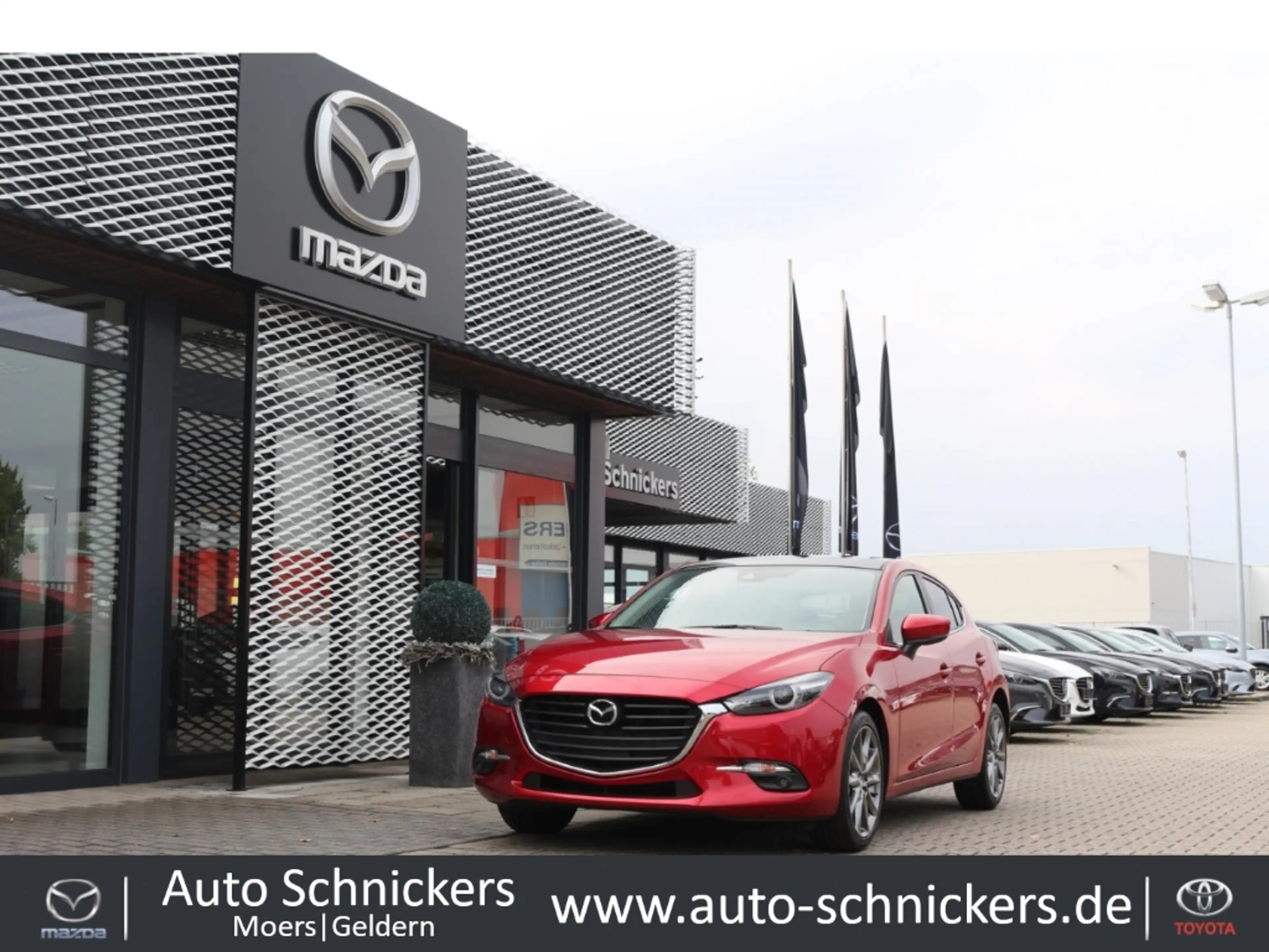Mazda 3 SKYACTIV-G SONDERMODEL Signature !!