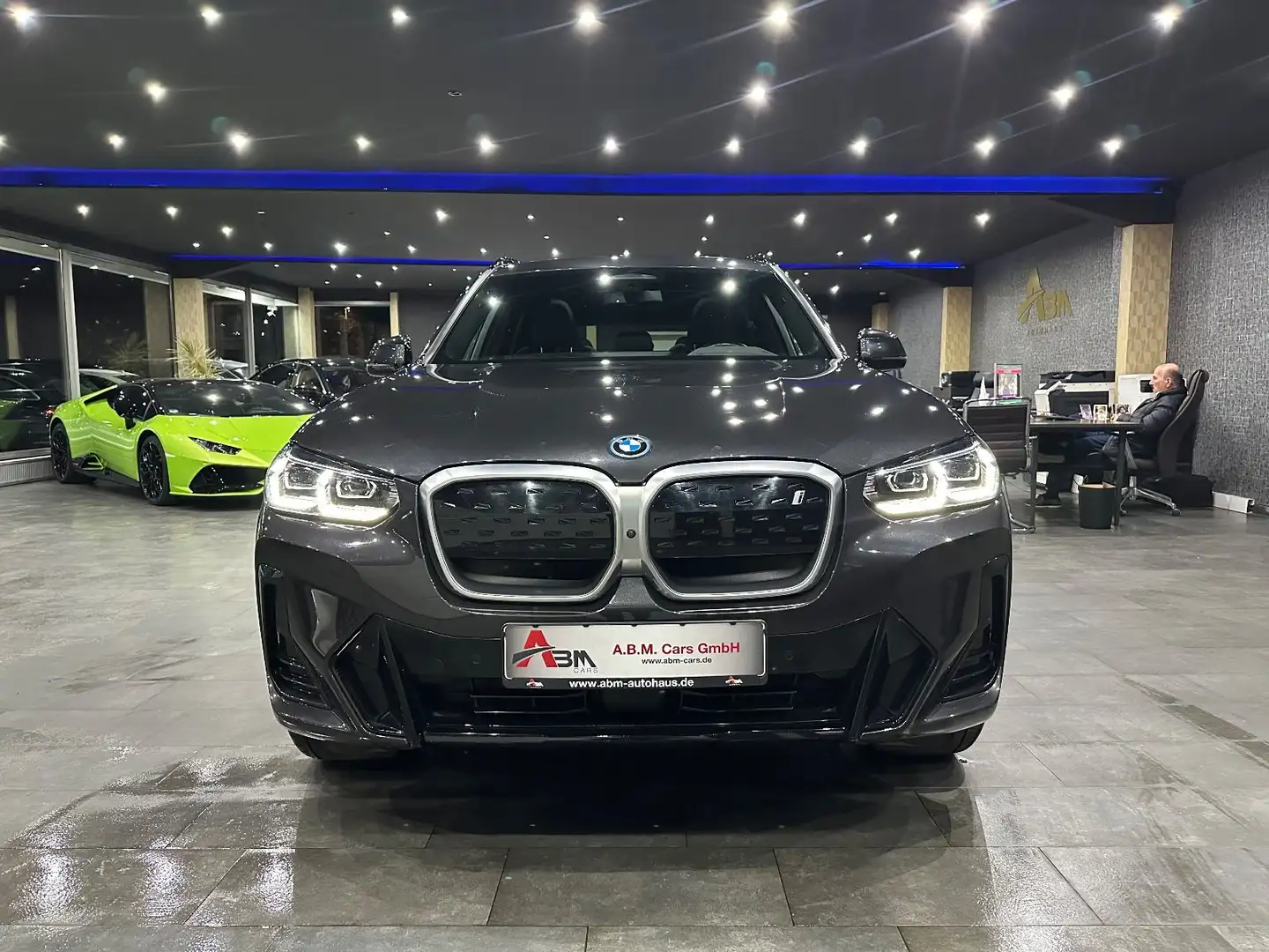 BMW iX3 Impressive M Sport /PANORA / LEDER / HEAD-UP Grau - 2