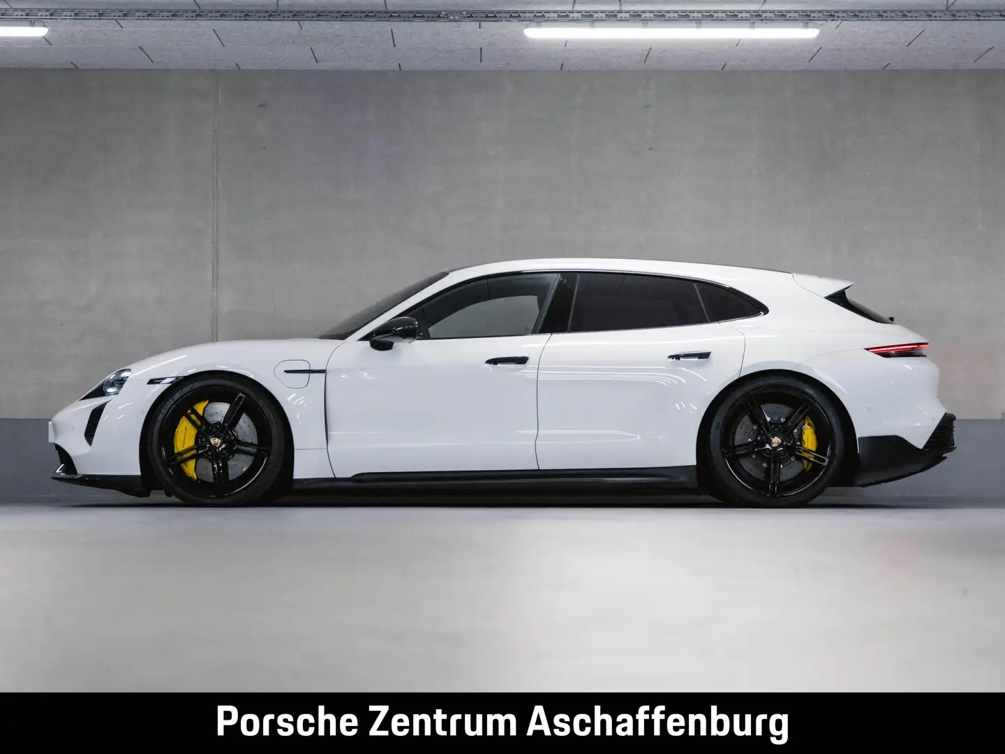 Porsche Taycan Turbo S SportDesign Paket Carbon Burmester Weiß - 2