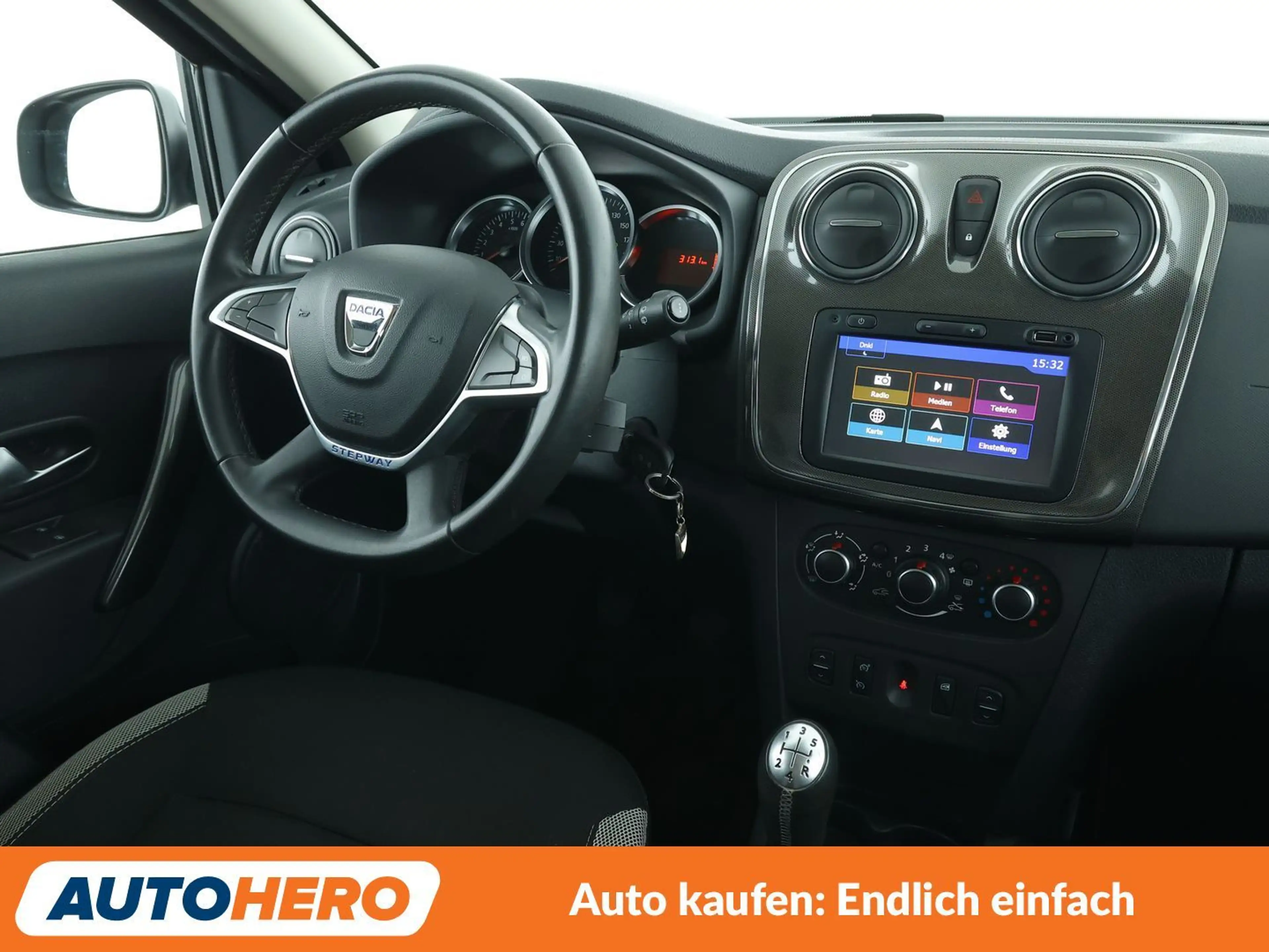 Dacia Sandero 1.5 dCi Stepway Prestige — photo 13