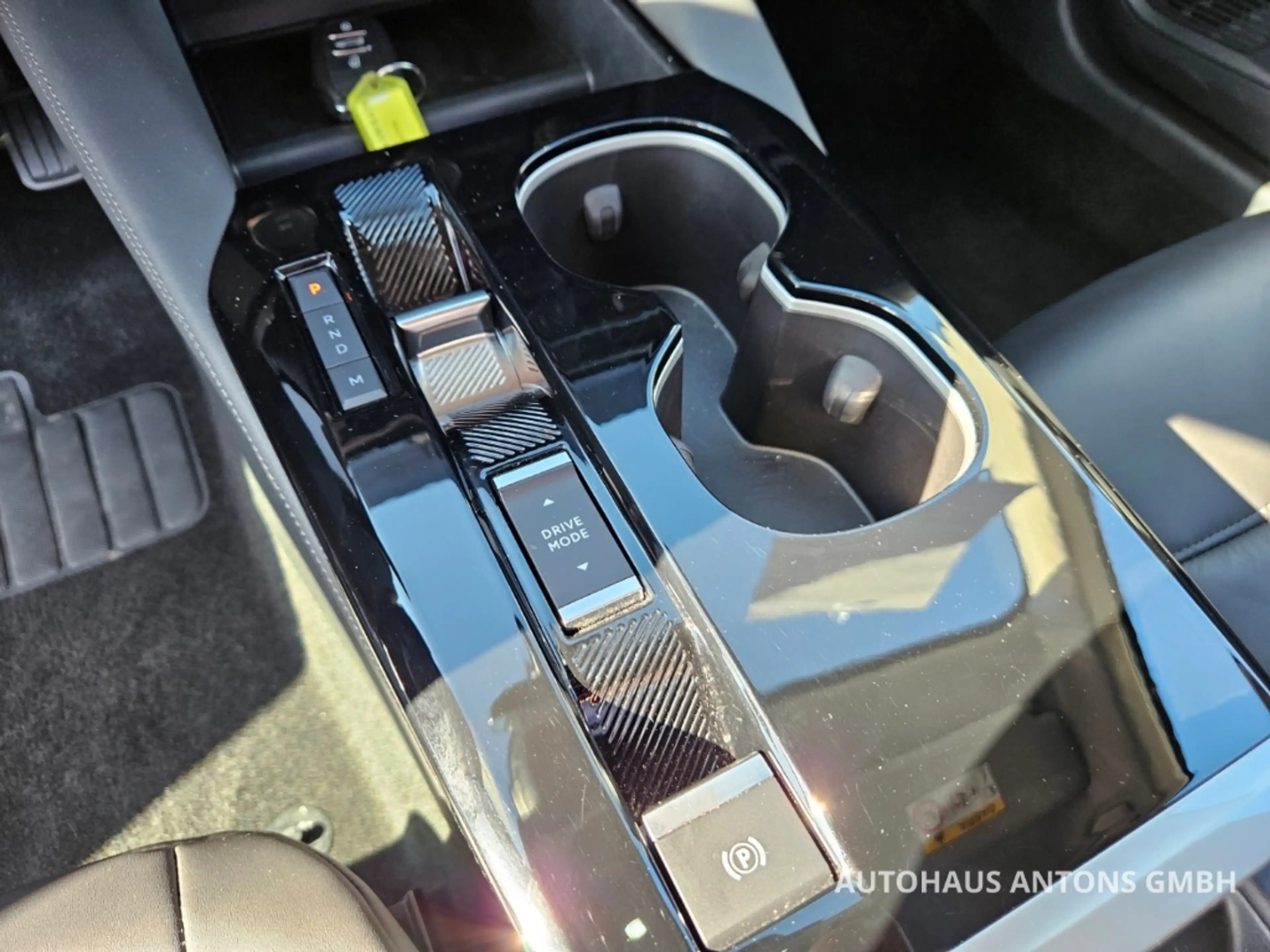 Citroen C5 X PureTech 130 EAT8 PLUS+Leder, Navi., LED, HUD+ — photo 10