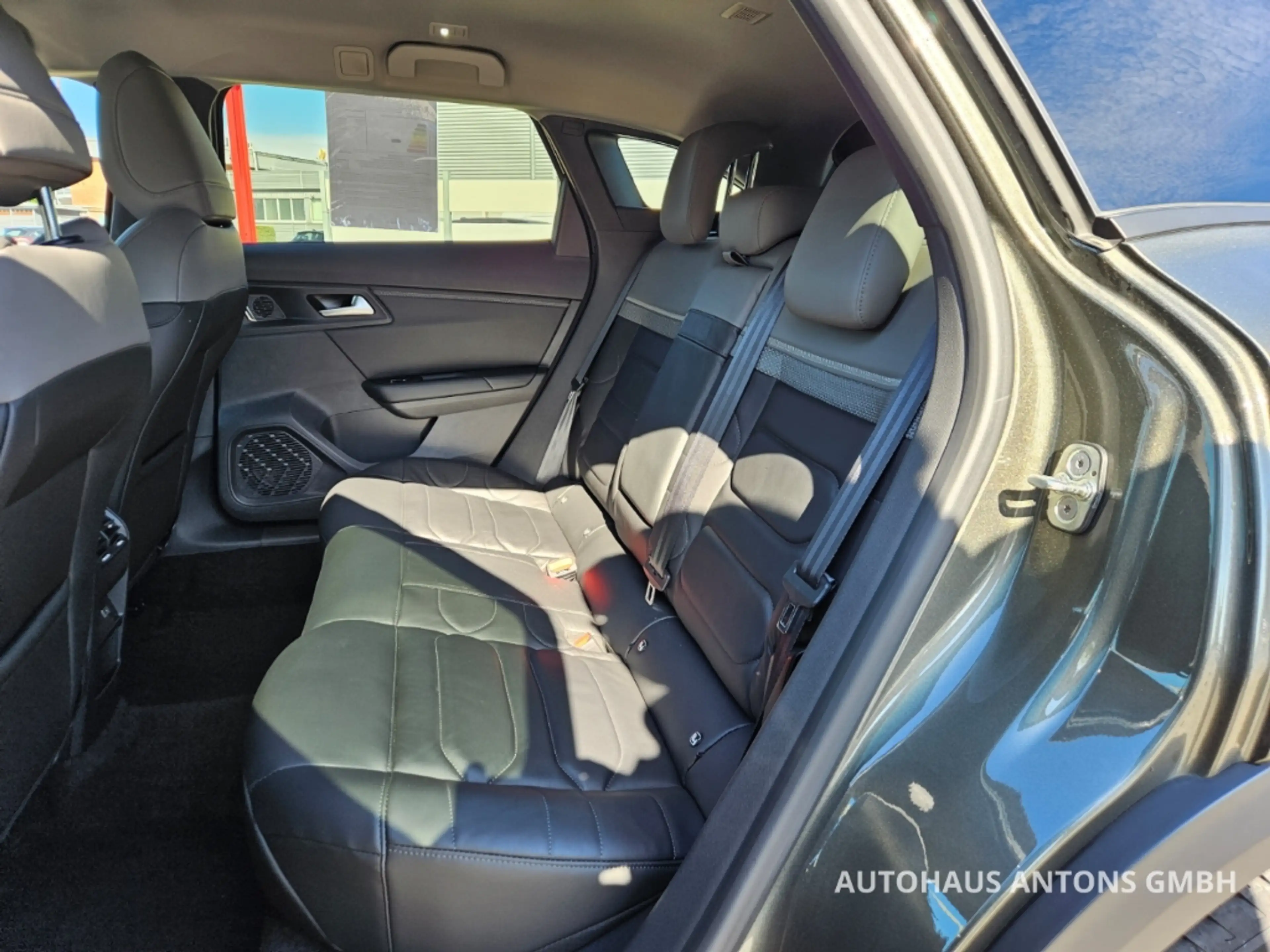 Citroen C5 X PureTech 130 EAT8 PLUS+Leder, Navi., LED, HUD+ — photo 7