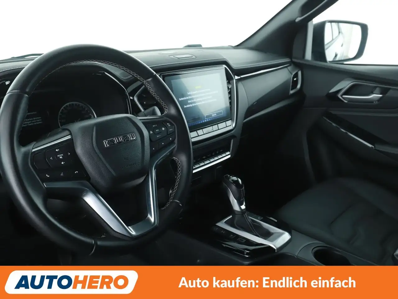 Isuzu D-Max 2023 — фото 11
