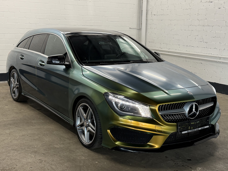 Mercedes-Benz CLA 180 d AMG Line  Harman-Kardon — photo 4