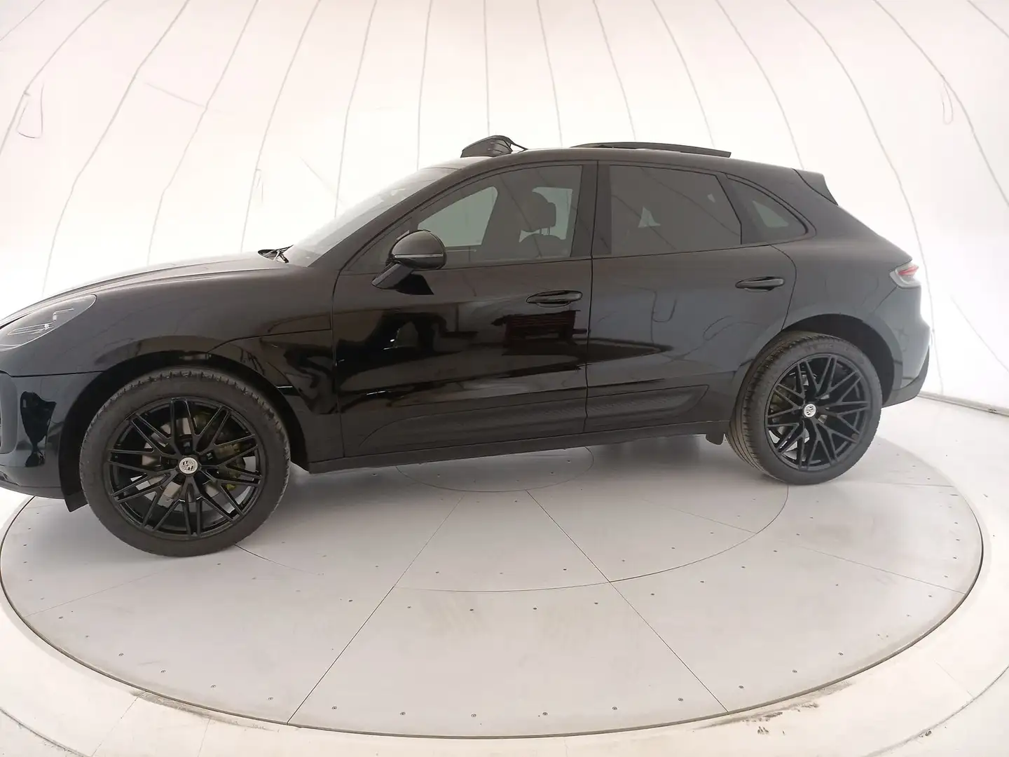 Porsche Macan I 2022 2.0 265cv pdk Nero - 2