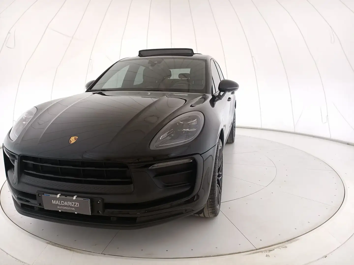 Porsche Macan I 2022 2.0 265cv pdk Nero - 1