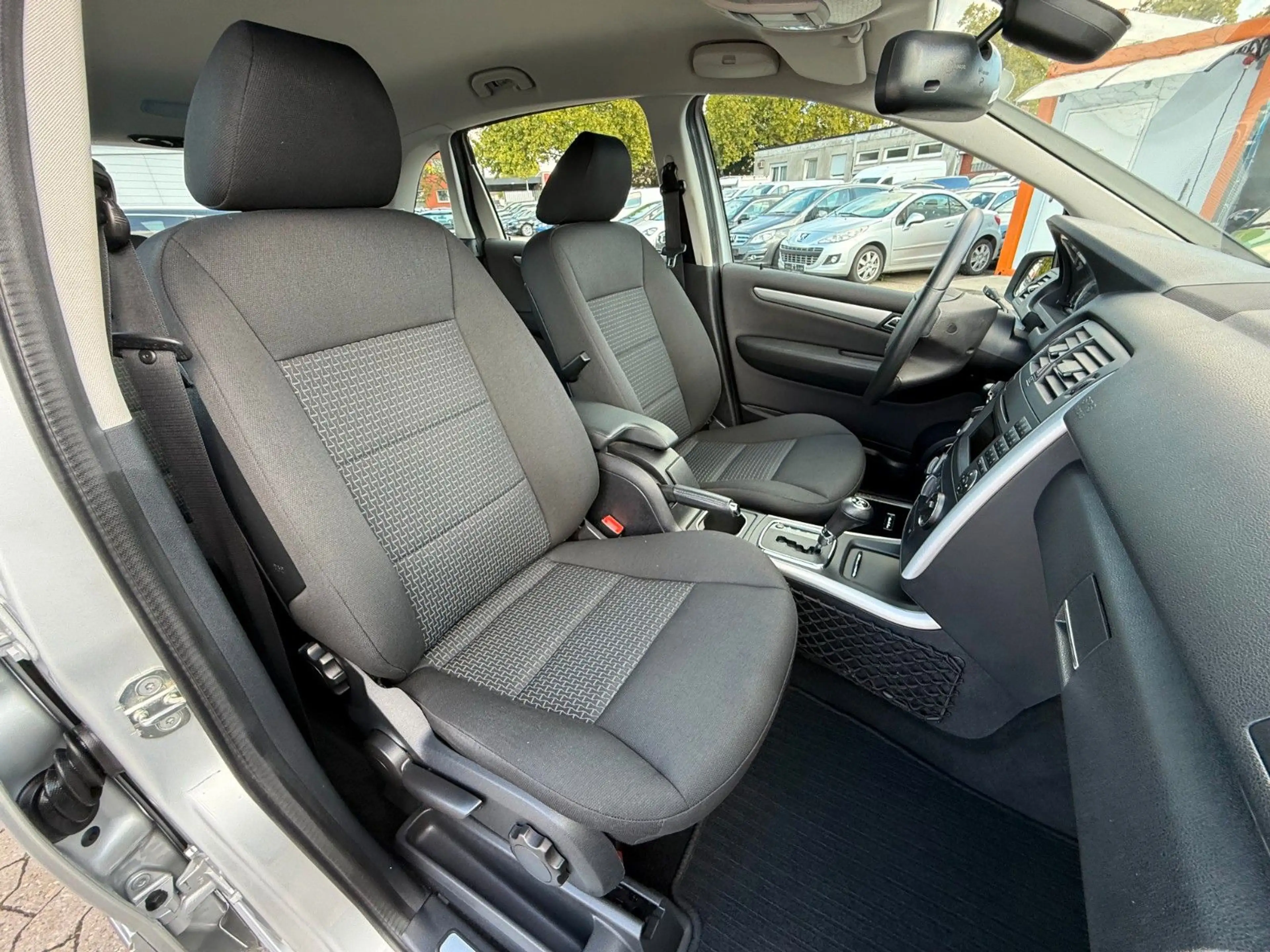 Mercedes-Benz B 200 CDI / AUTOMATIK / 2 HAND / KLIMA / AHK / — photo 13