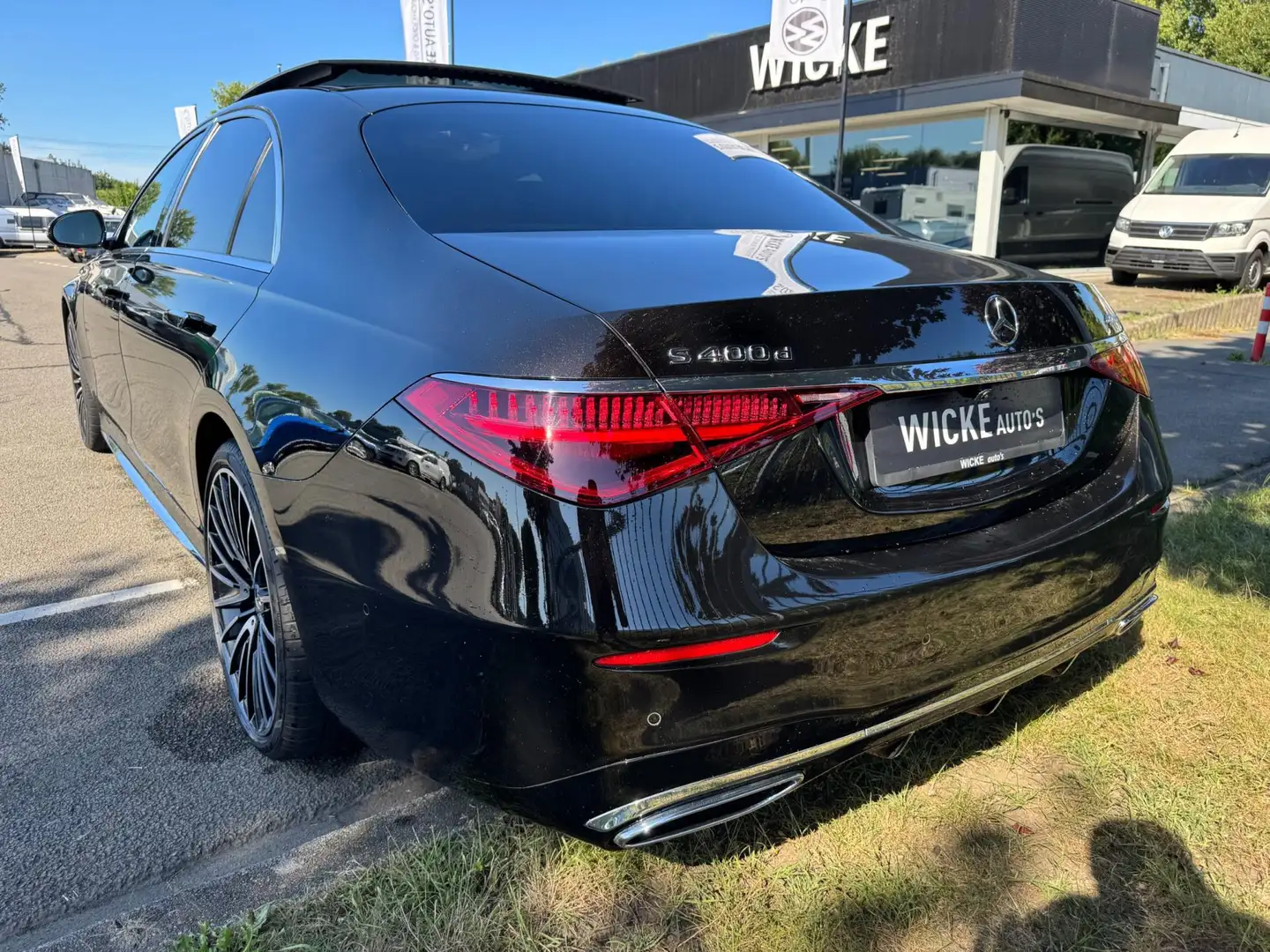 Mercedes-Benz S 400 400d 4MATIC Lang AMG Line Panorama 4 Wiel sturing Zwart - 2