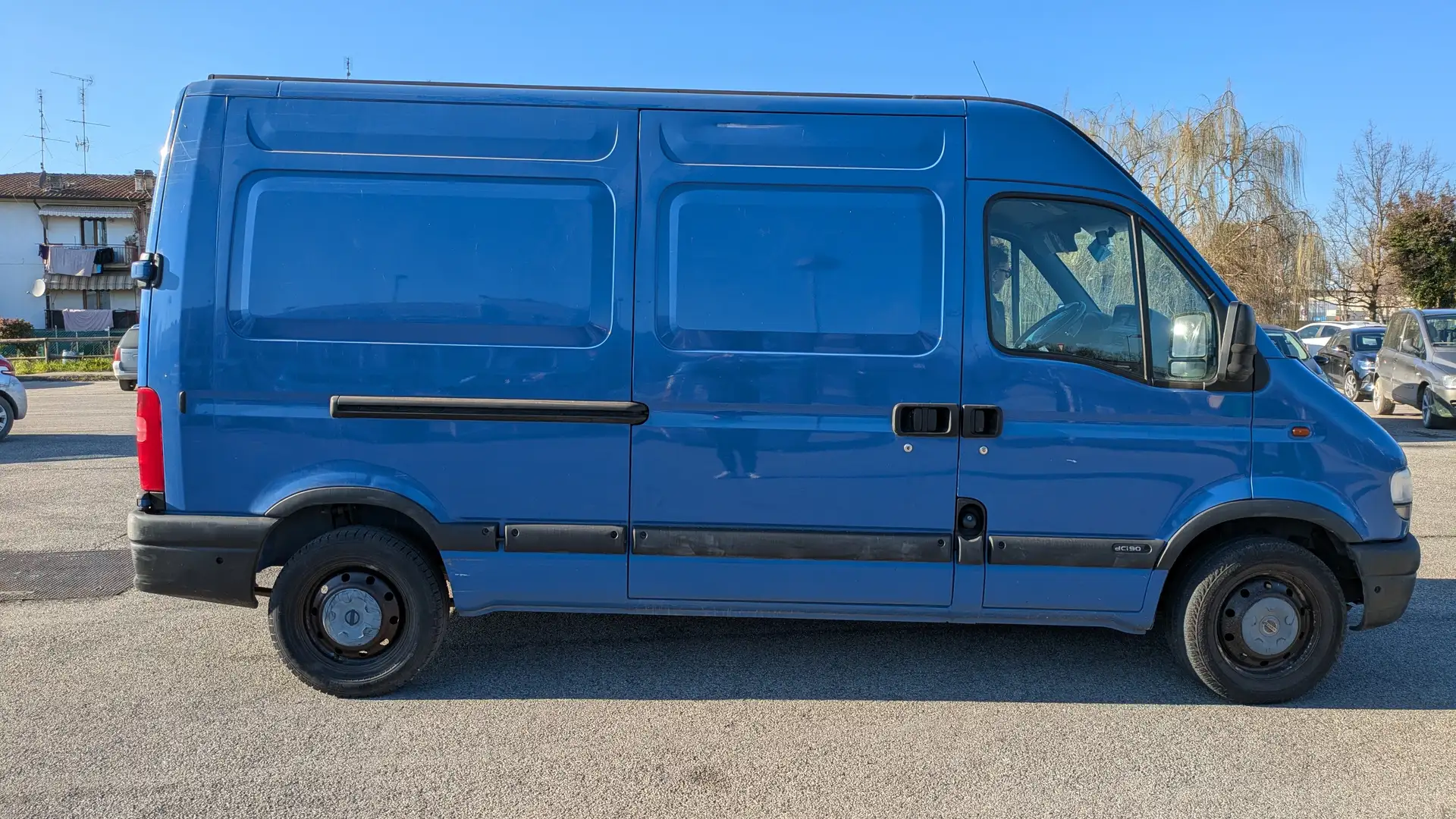 Nissan Interstar passo lungo Blu/Azzurro - 2