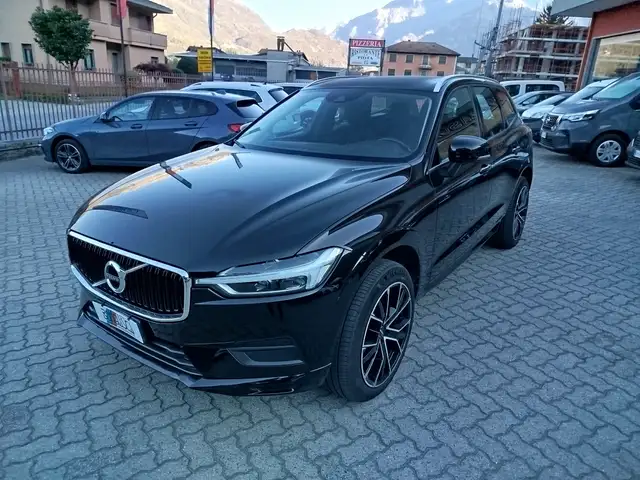 Volvo XC60 II 2018 2.0 b4 Momentum awd auto my20