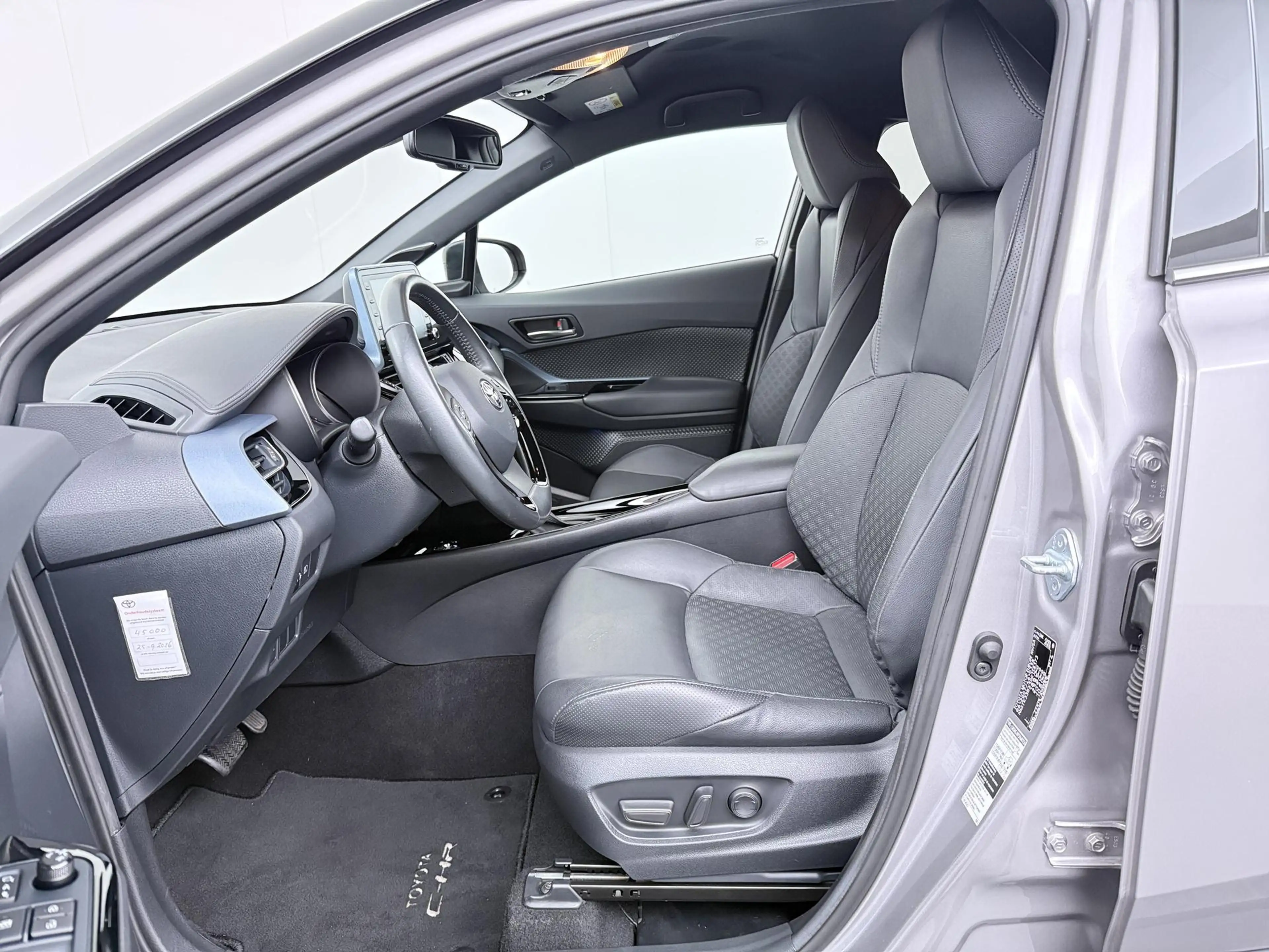 Toyota C-HR 1.8 Hybrid Style Luxury | Trekhaak | JBL Audio | C — photo 13