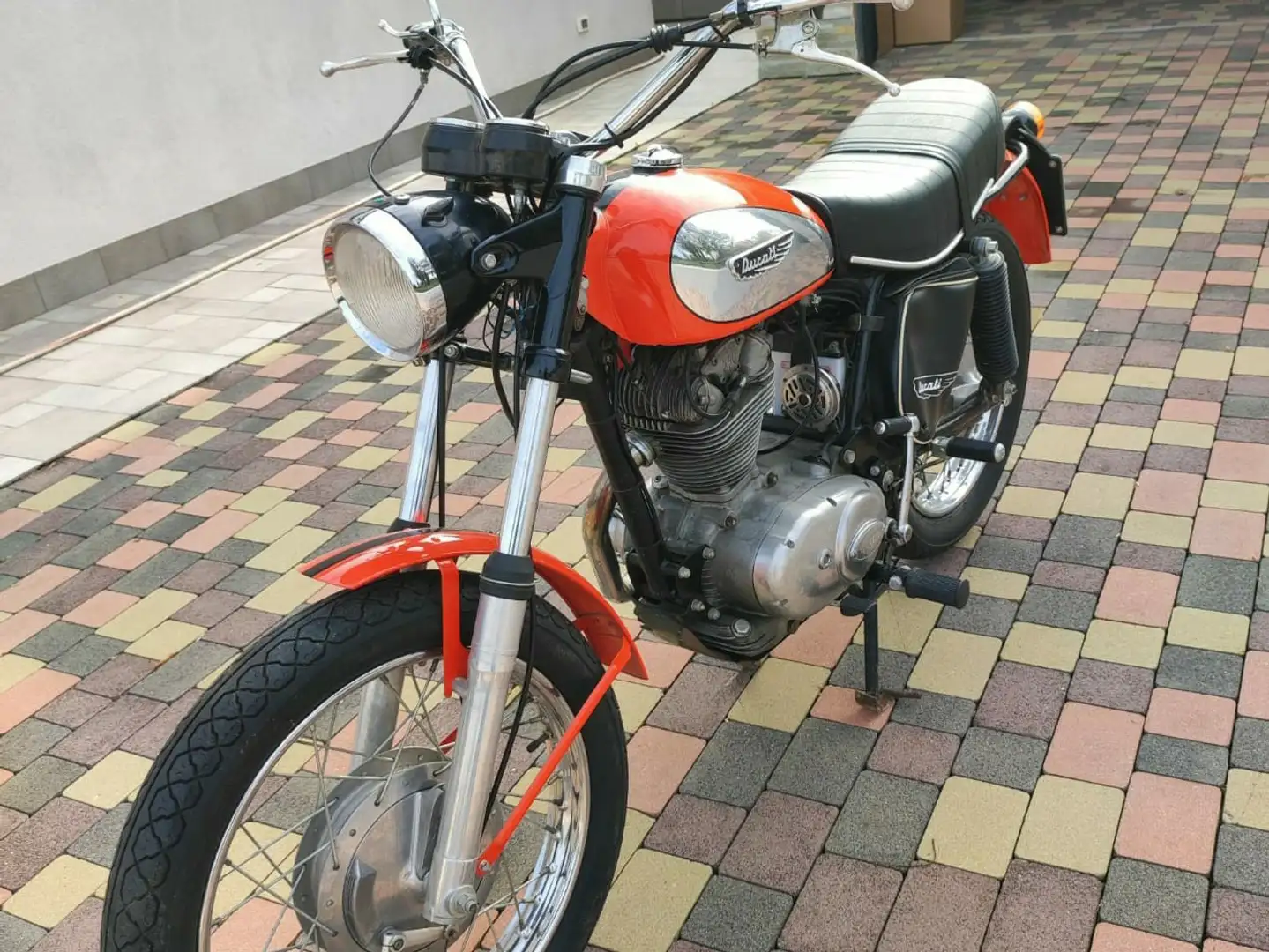 Ducati Scrambler Оранжевий - 2