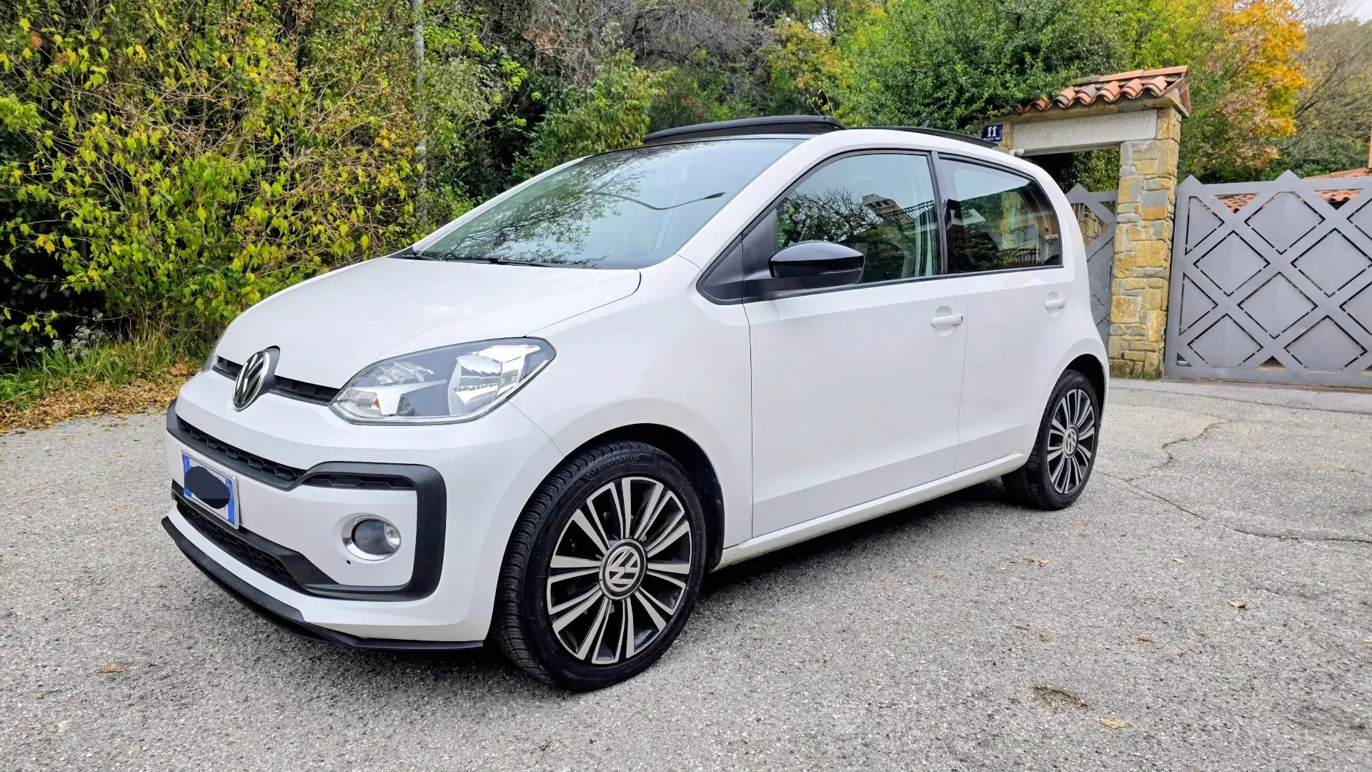 Volkswagen up! 5p 1.0 tsi High 90cv - 1