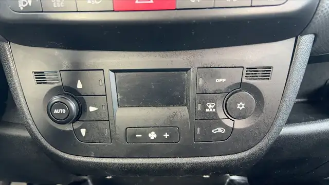 Fiat Doblo view 13
