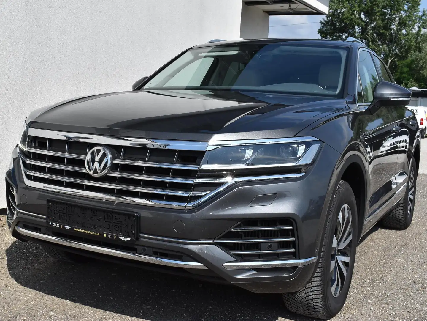 Volkswagen Touareg Elegance 4Motion Grau - 1