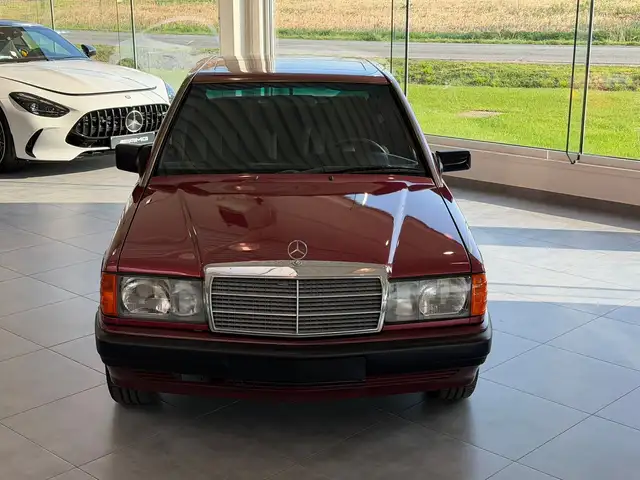 Mercedes-Benz 190 MERCEDES190D 2.0 DIESEL NEW