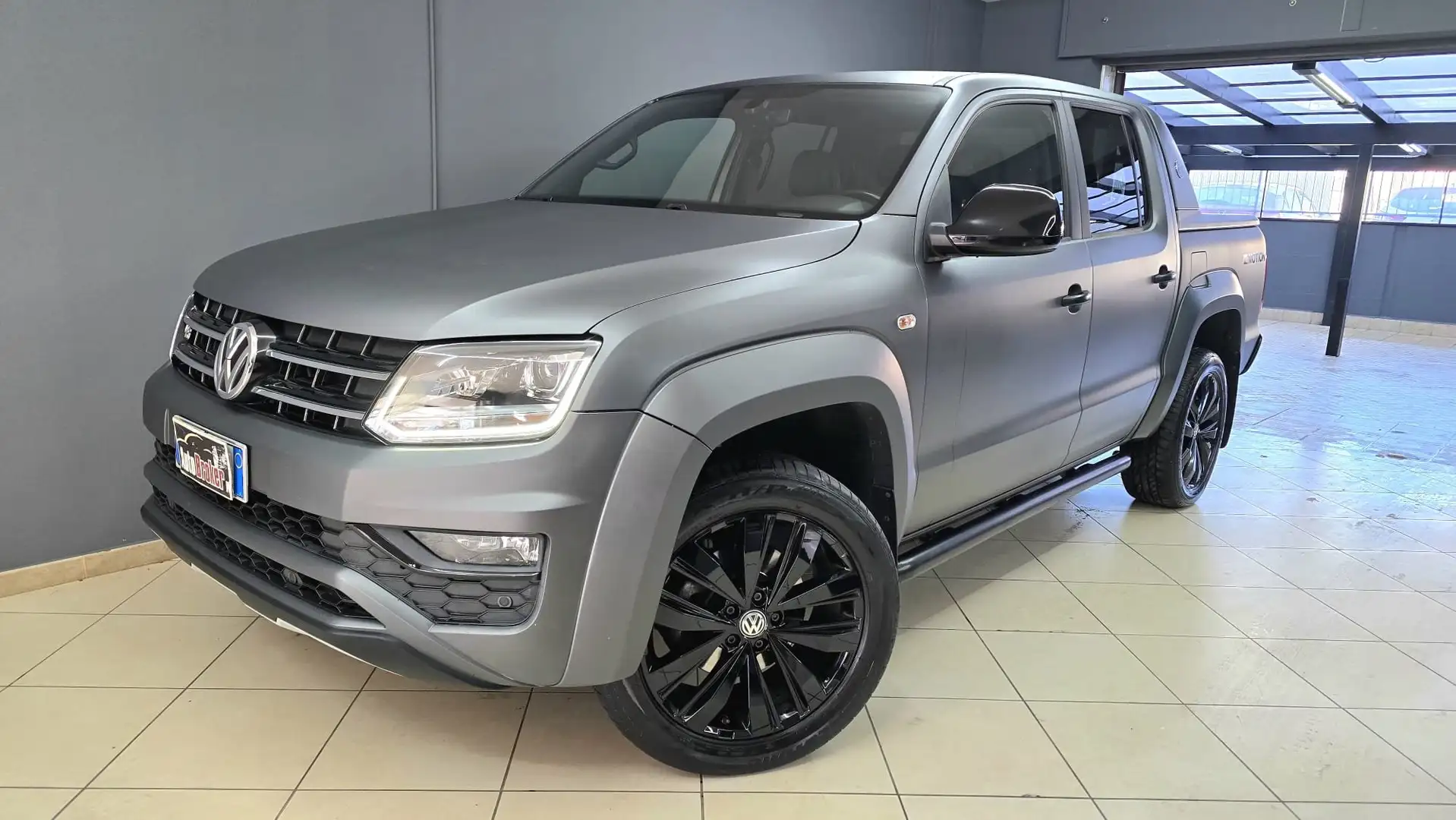 Volkswagen Amarok 3.0 tdi 258cv AVENTURA 4motion-UNIPROP.-IVA 22% Gris - 1