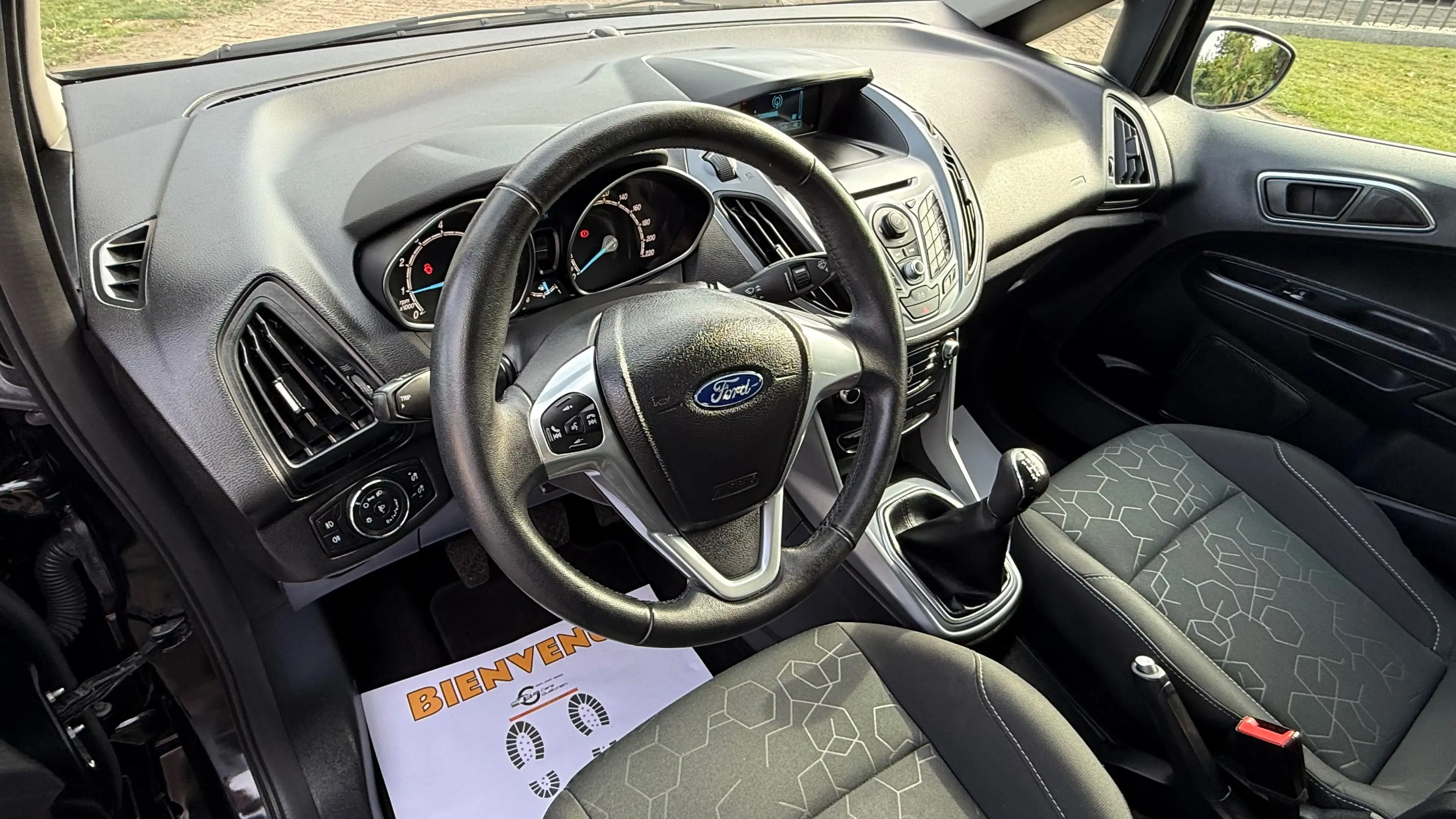 Ford B-Max 1.0 / 1 ER PROP./FAIBLE KILOMETRE/AIRCO/GARANTI 1AN — photo 9