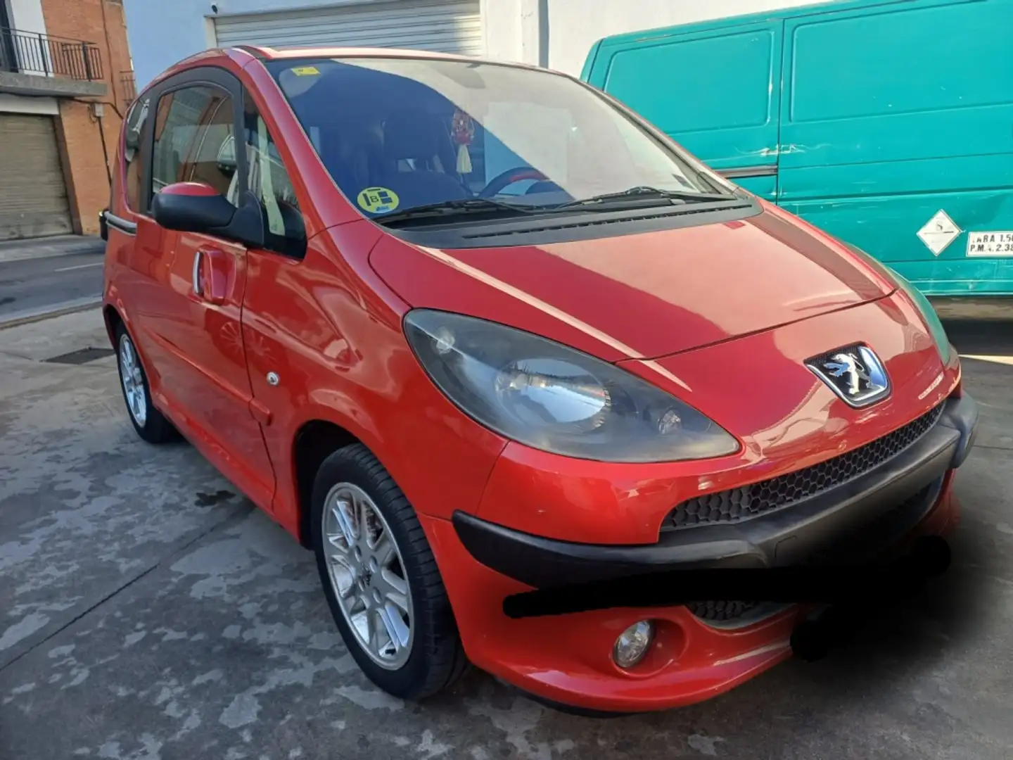 Peugeot 1007 1.6HDI 110 Sporty Roşu - 1