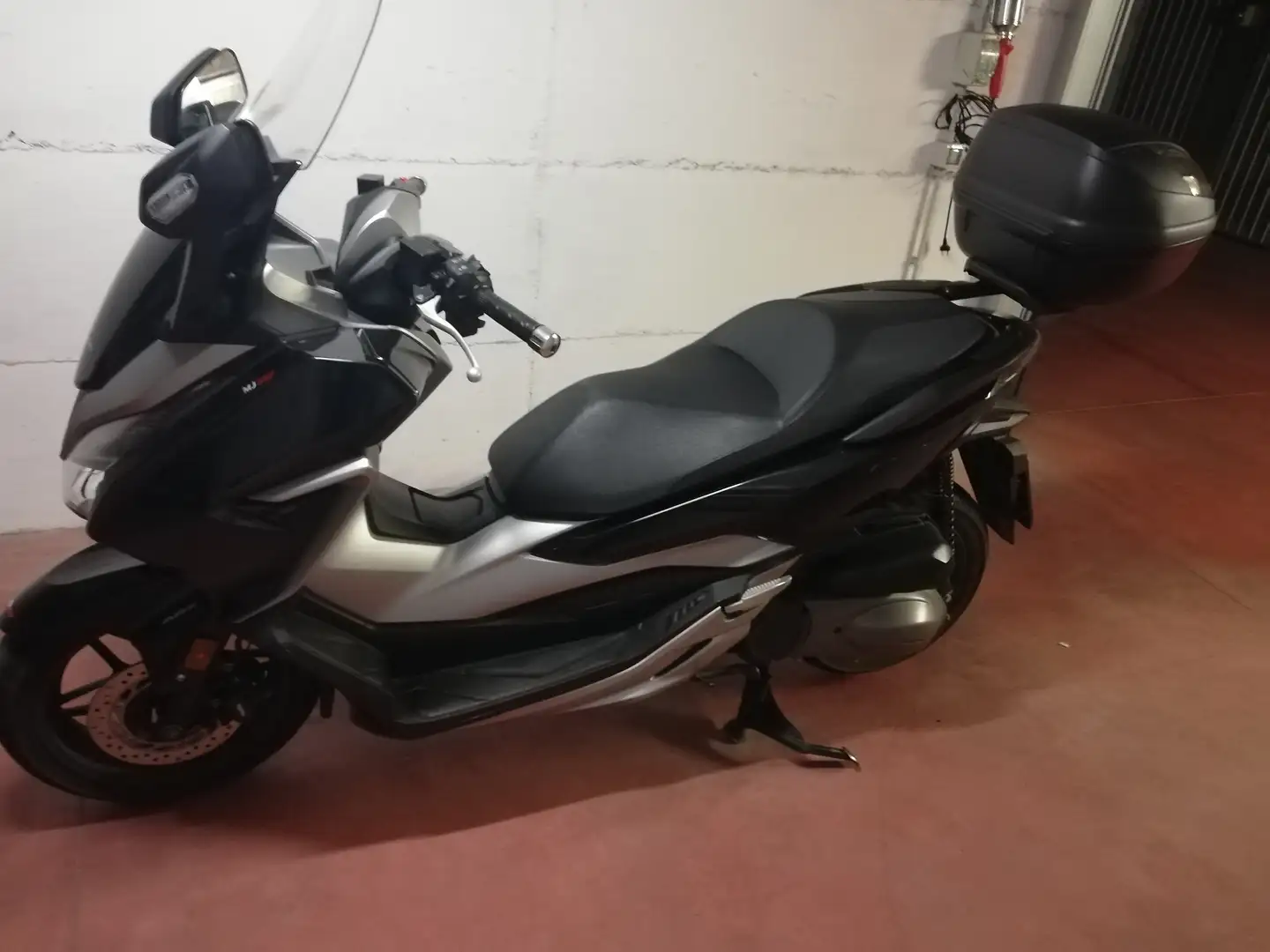 Honda Forza 300 Negru - 1