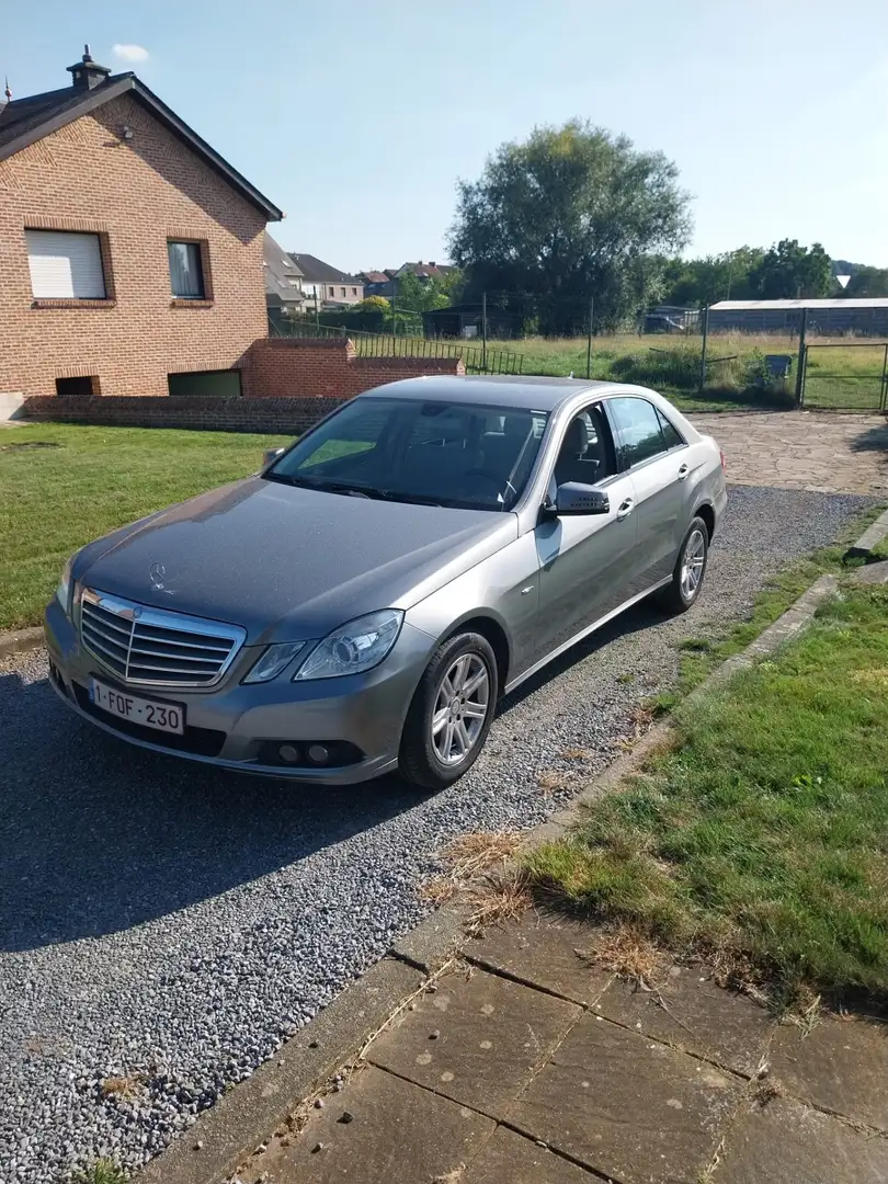 Mercedes-Benz E 200 Blue Efficiency - 1