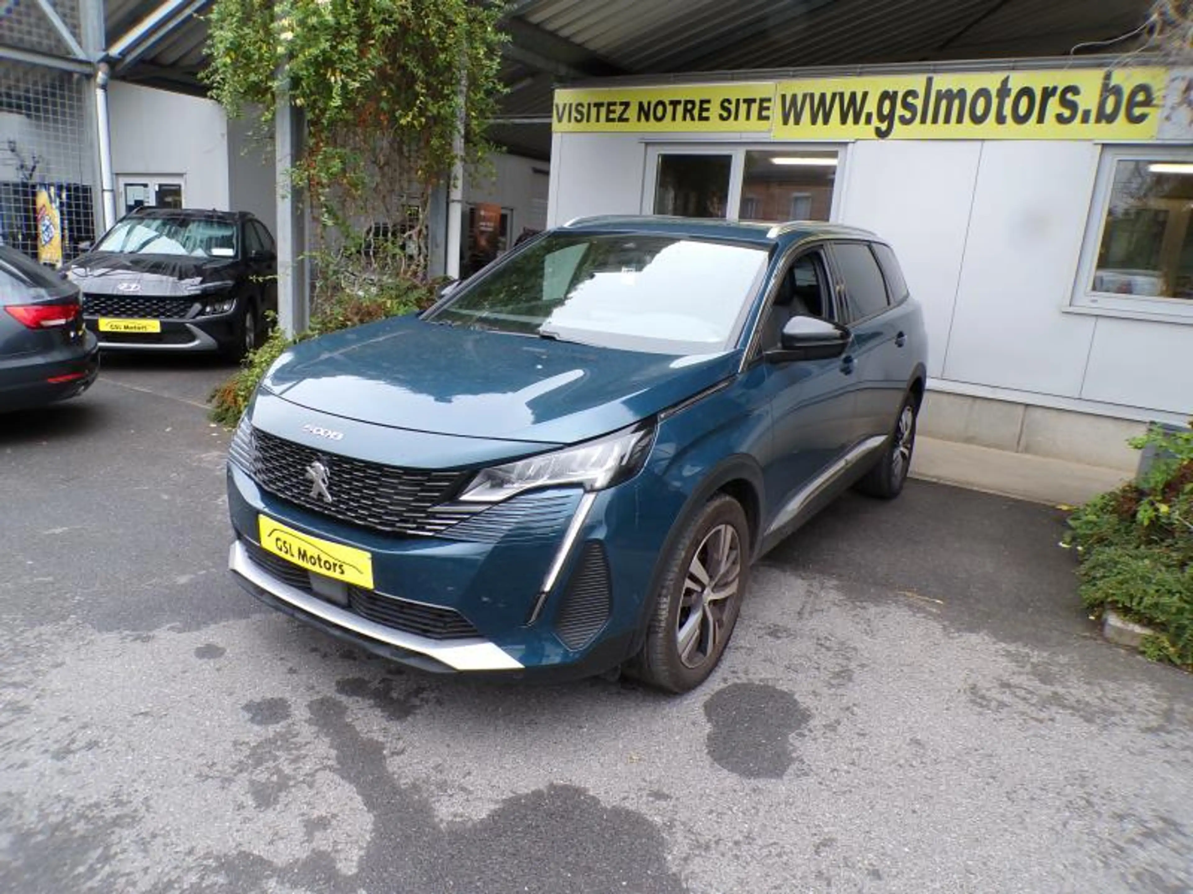 Peugeot 5008 1.5 HDi 131cv Automatique 7pl vert 11/24 45.074km