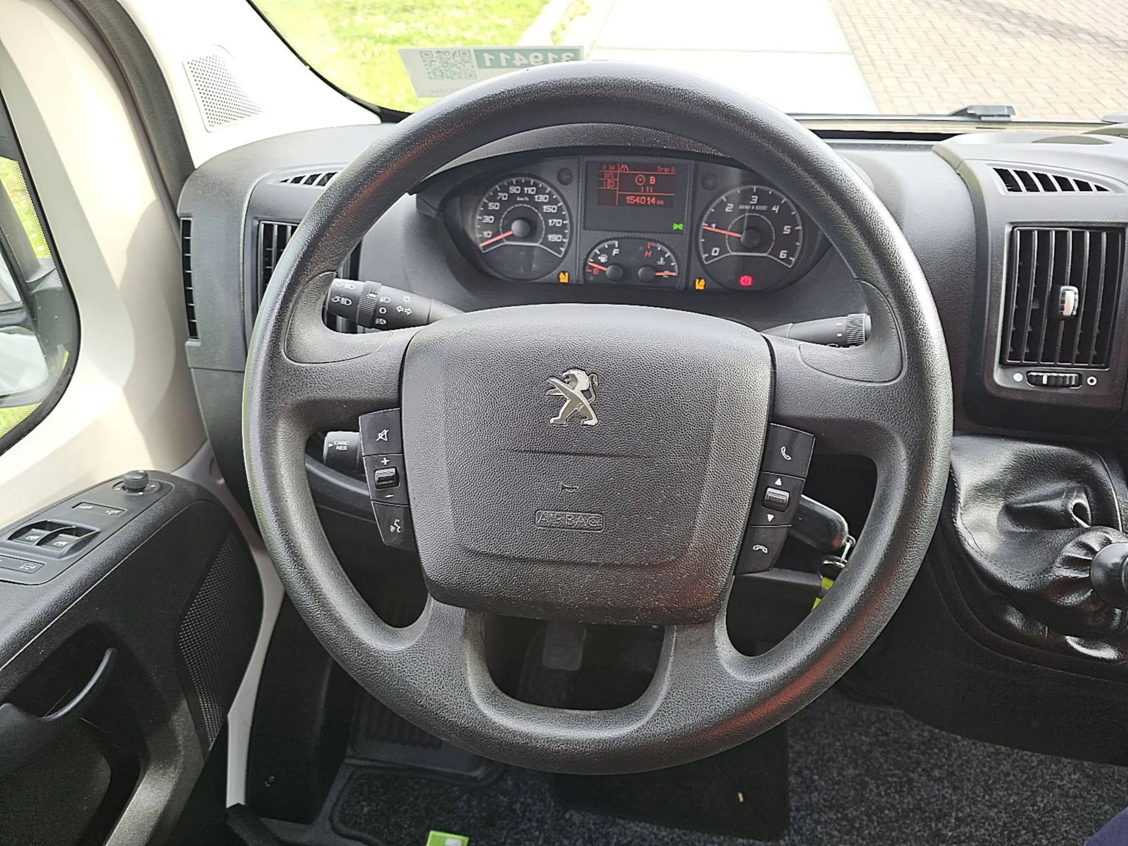 Peugeot Boxer 2.2 L2H2 Imperiaal Navi — photo 11