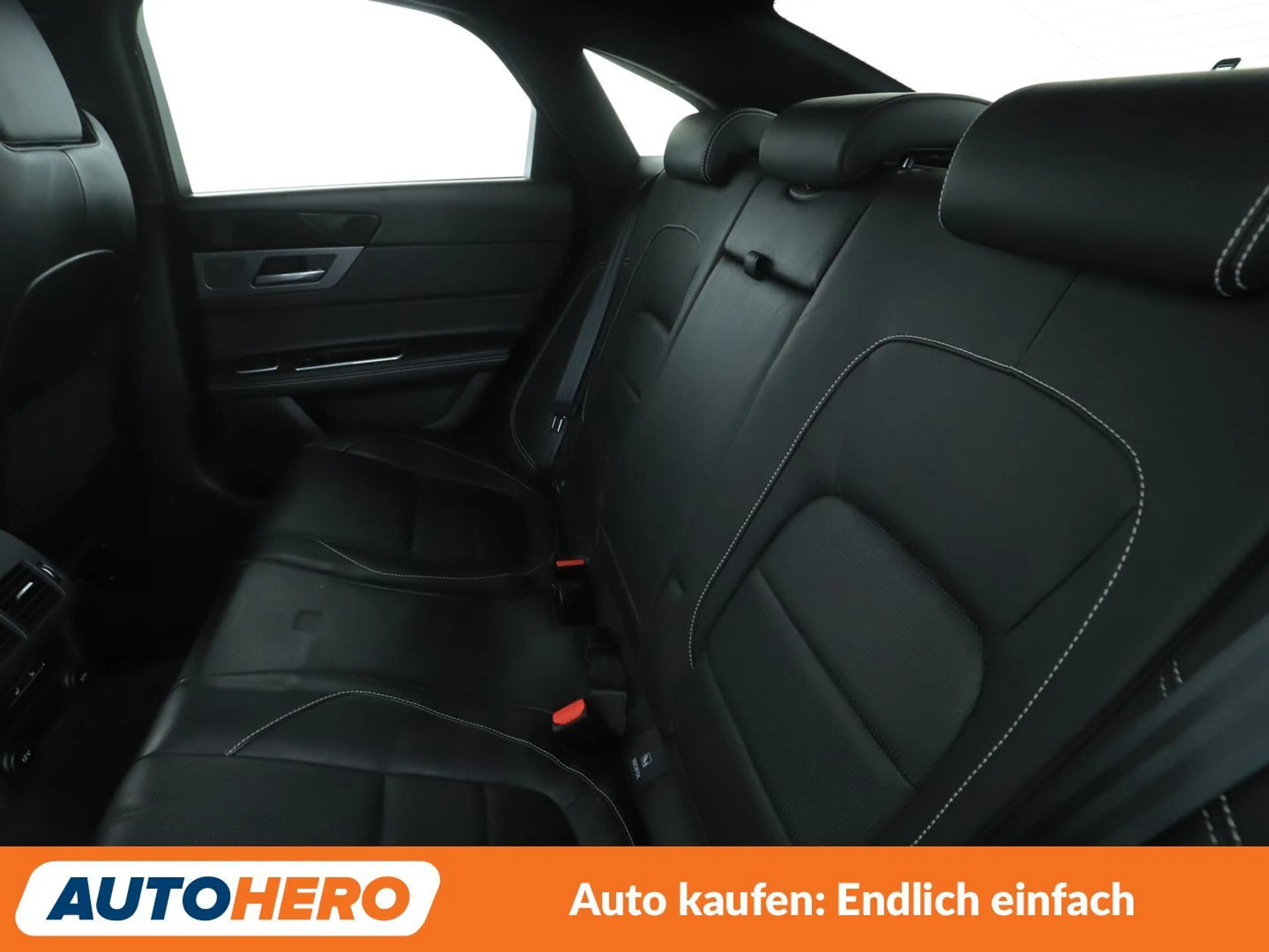 Jaguar XF 30d R-Sport Aut.*NAVI*BiXENON*CAM*TEMPO*SHZ*LHZ* — photo 14