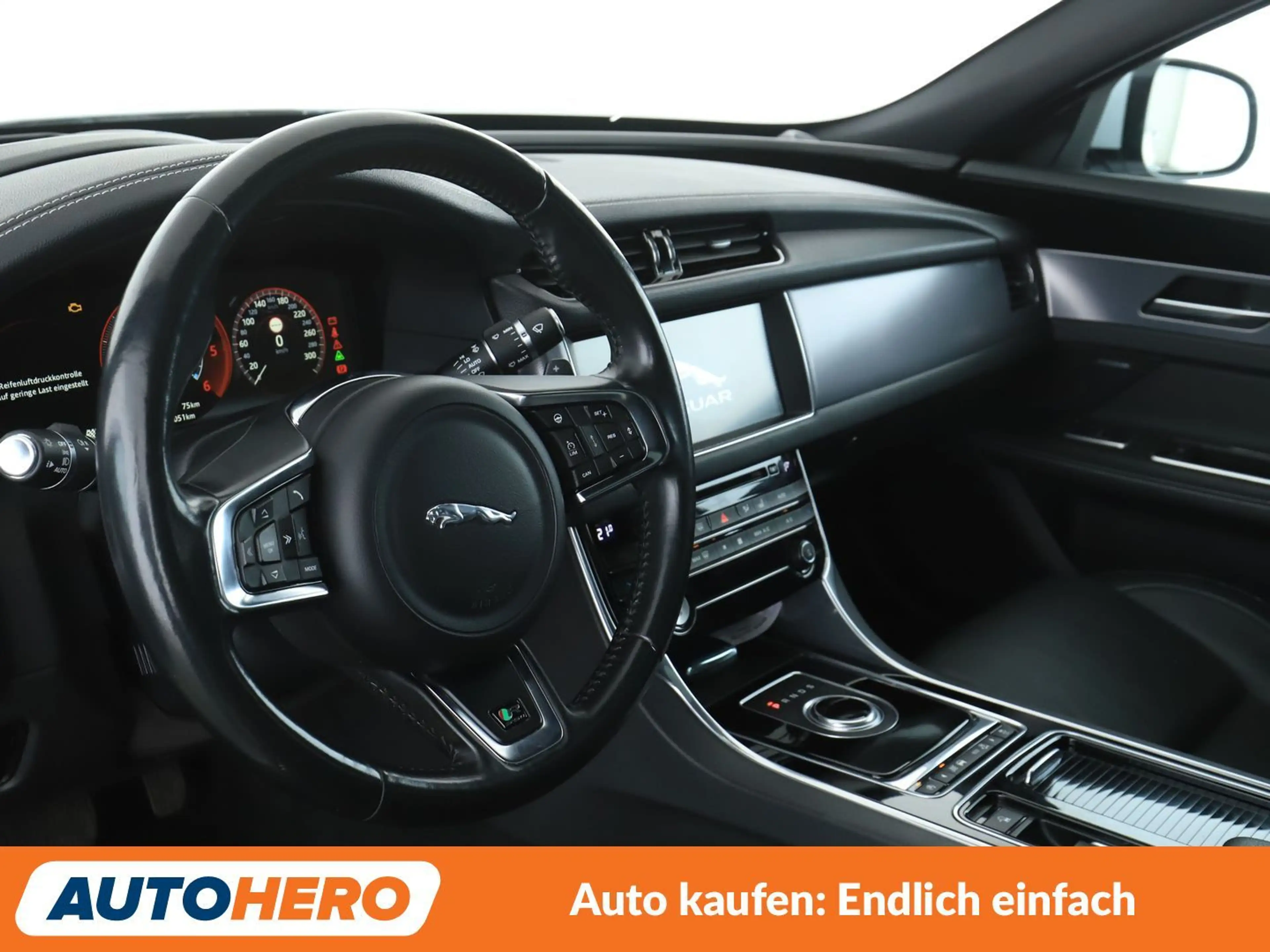 Jaguar XF 30d R-Sport Aut.*NAVI*BiXENON*CAM*TEMPO*SHZ*LHZ* — photo 11