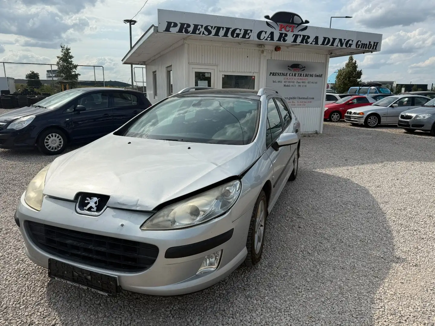 Peugeot 407 2.0 HDI  SW Basis*PANORAMA* Grau - 1