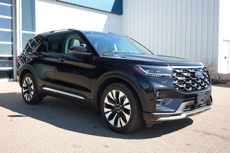 2026 Ford Explorer Platinum — photo 1