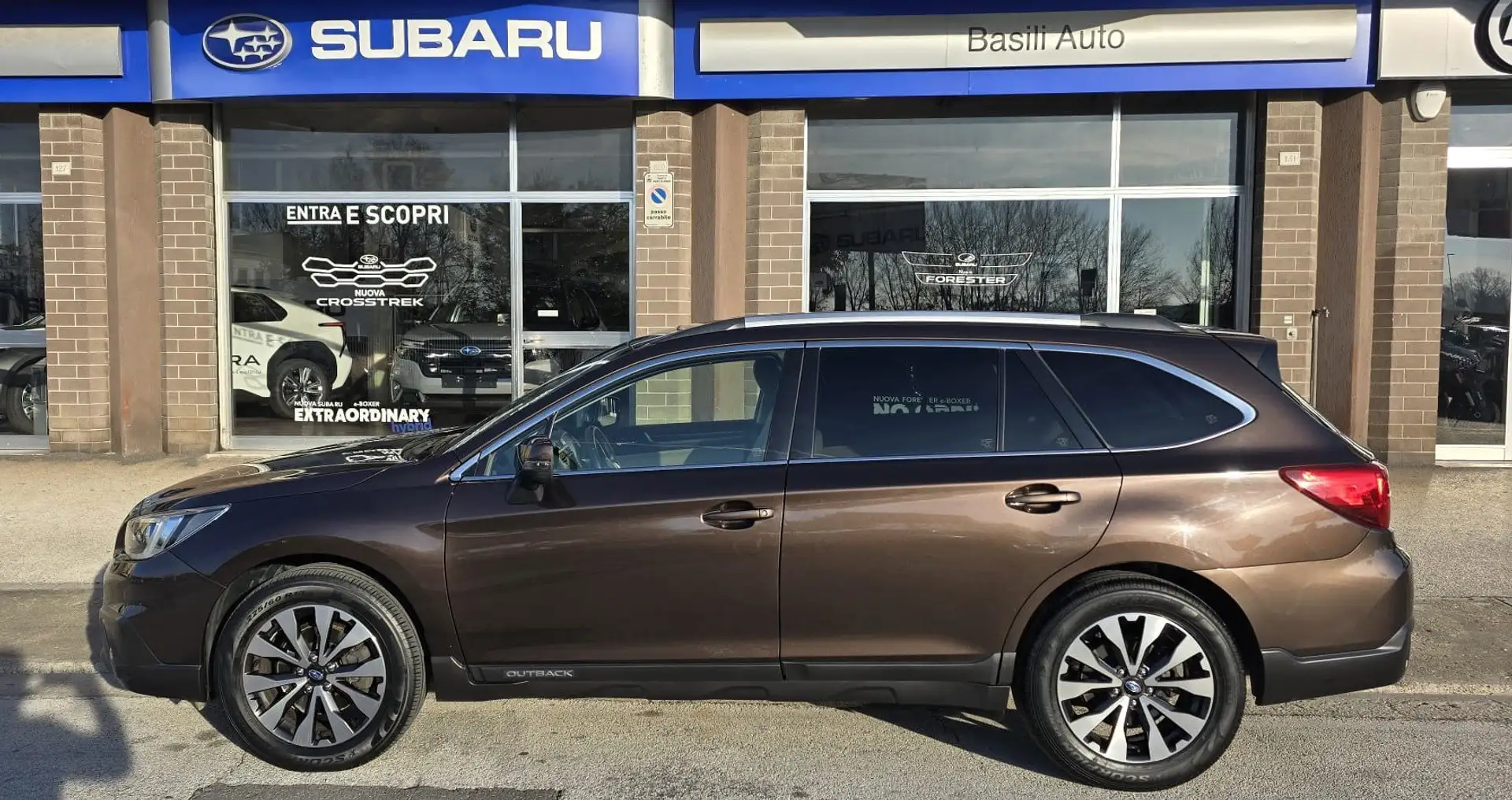Subaru OUTBACK 2.0d Unlimited Lineartronic Brun - 1