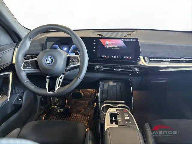 BMW X1 view 8