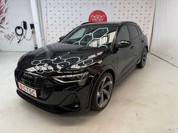 S 95 kWh Quattro 370kW Black styling pakket plus Virtual mirrors 360 camera Zwarte remklauwen ACC Pano dak 22" Audi sport