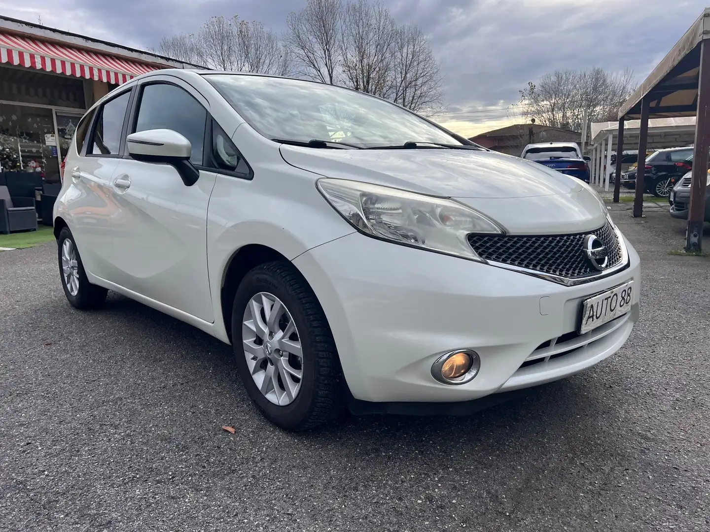 Nissan Note Note 1.2 Tekna 80cv Bianco - 2