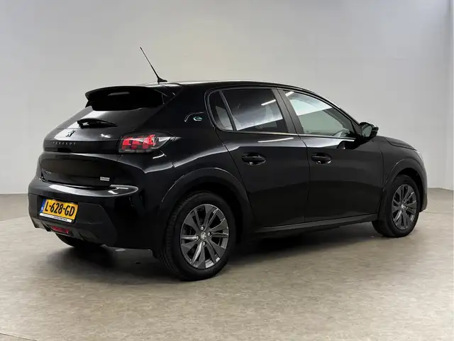 Peugeot E-208 view 13