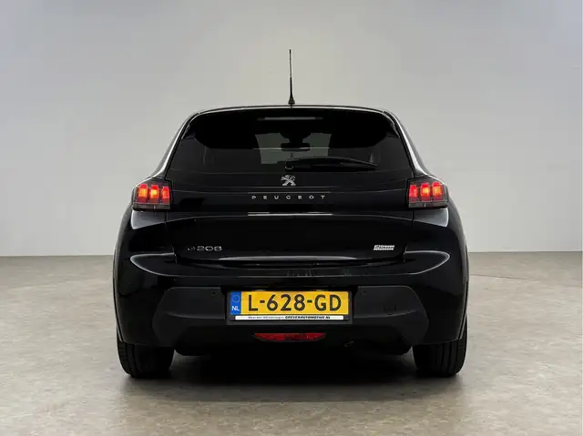 Peugeot E-208 view 10