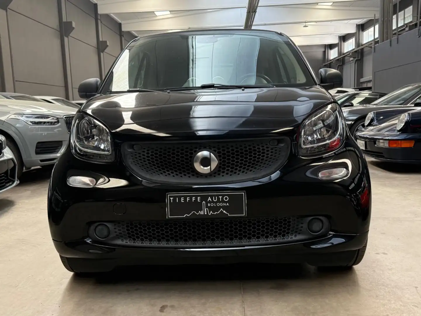 smart forTwo 70 1.0 turbo 90cv Nero - 2