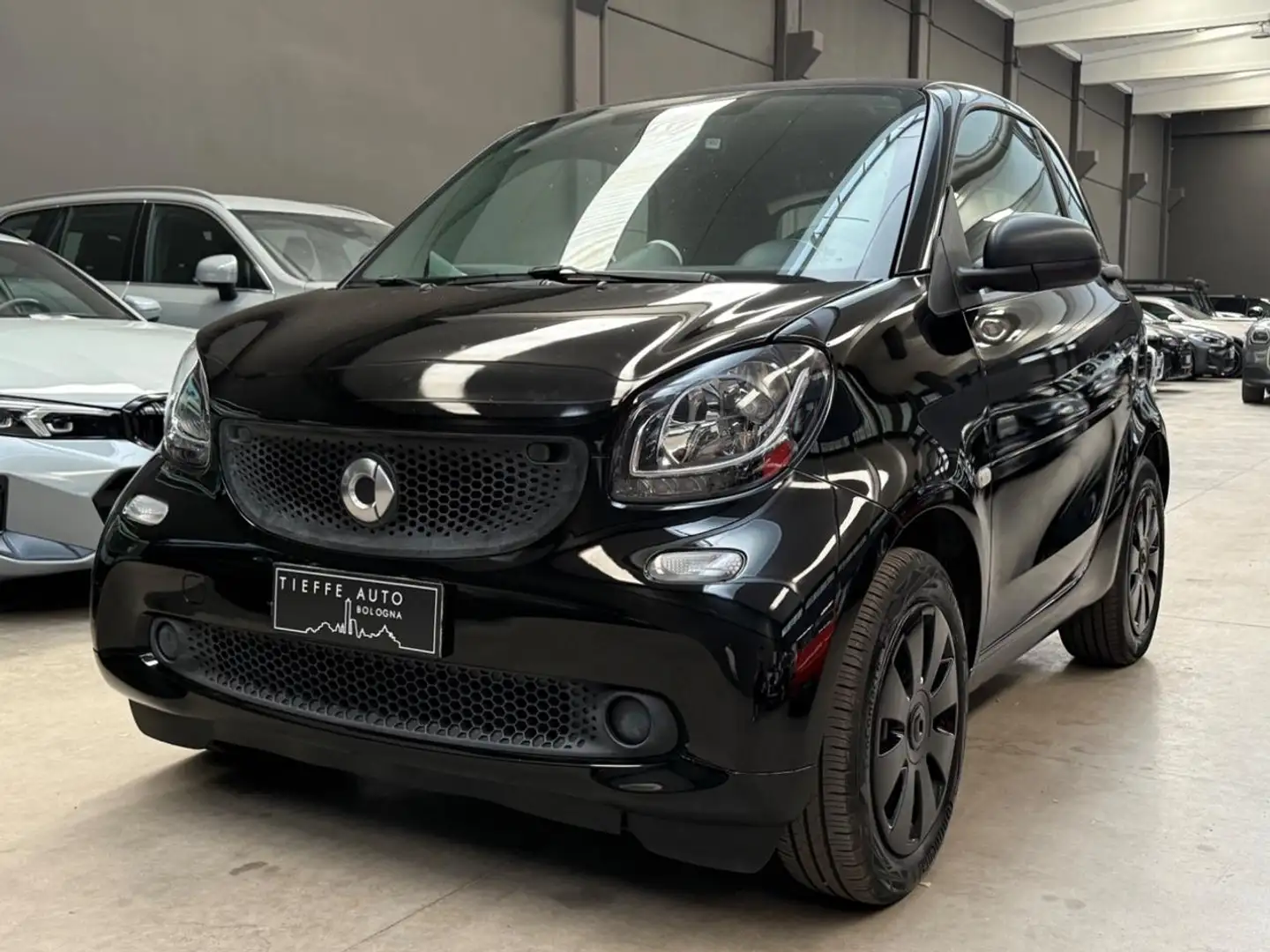 smart forTwo 70 1.0 turbo 90cv Nero - 1