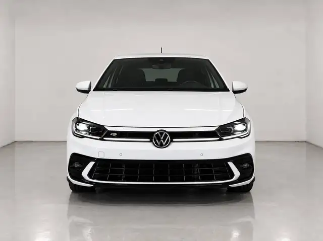 Volkswagen Polo view 3