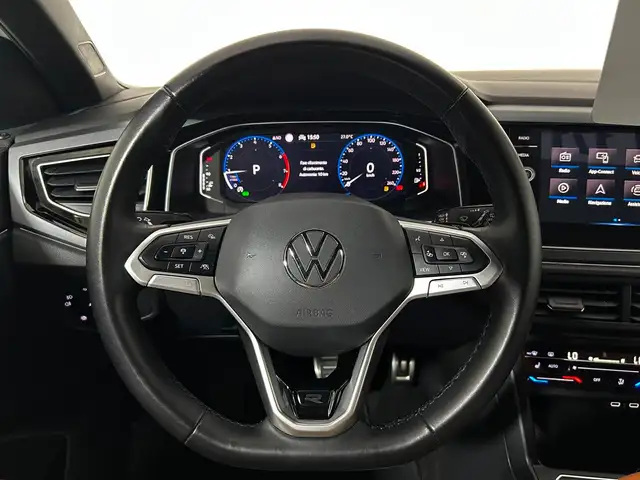 Volkswagen Polo view 11