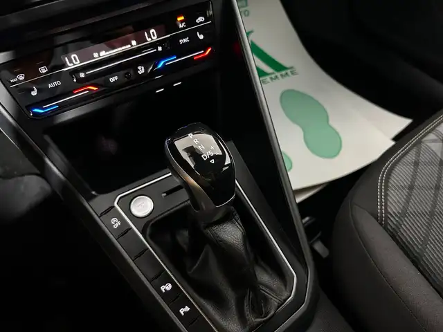 Volkswagen Polo view 17